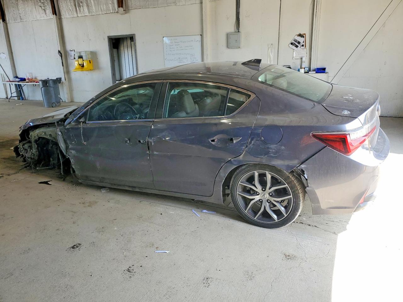 2020 Acura Ilx Premium Silver vin: 19UDE2F73LA012565