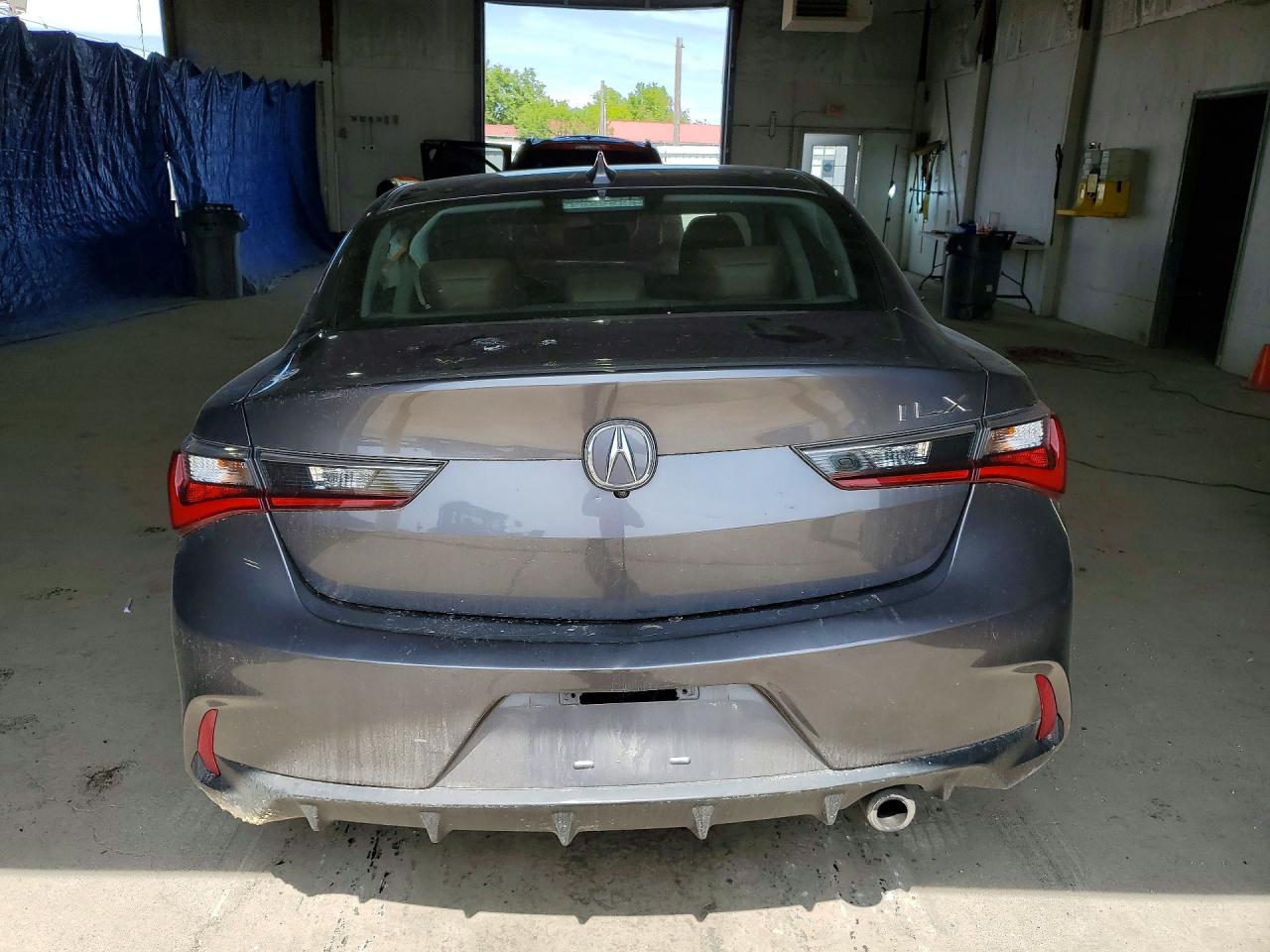 2020 Acura Ilx Premium Silver vin: 19UDE2F73LA012565