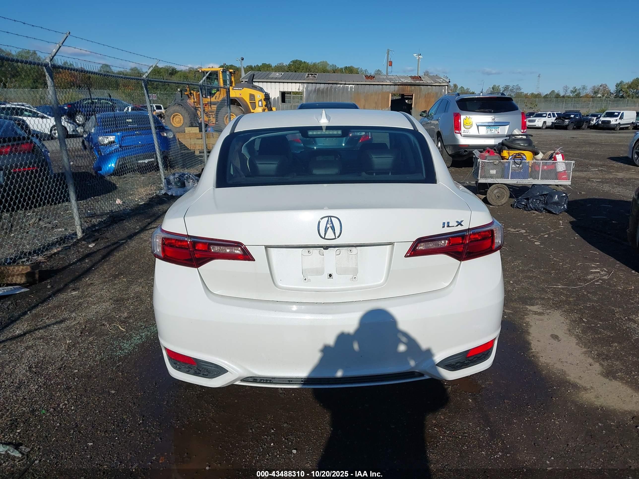 2017 Acura Ilx Premium Package/technology Plus Package Белый vin: 19UDE2F74HA013196