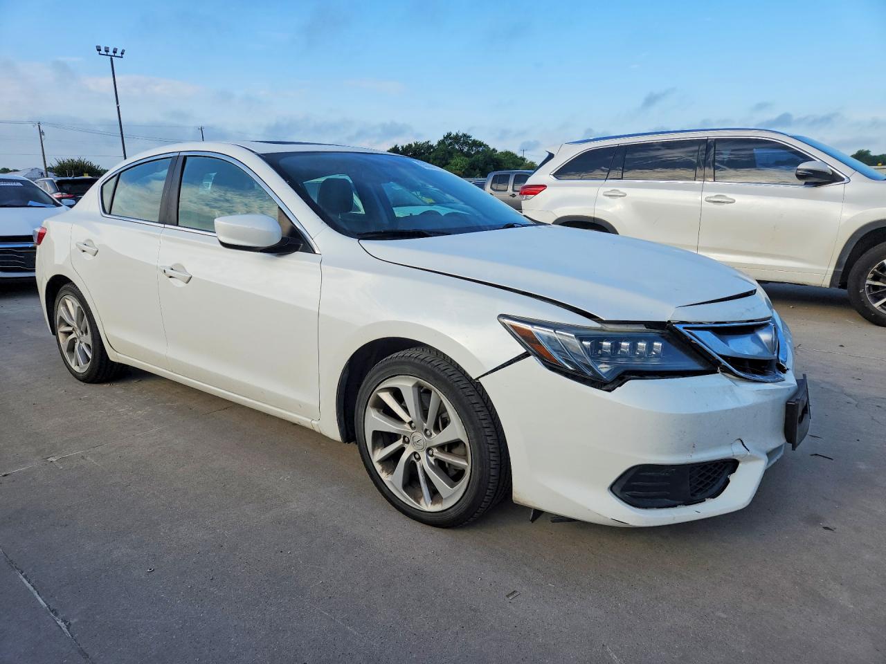 2018 Acura Ilx Premium/technology White vin: 19UDE2F76JA007714