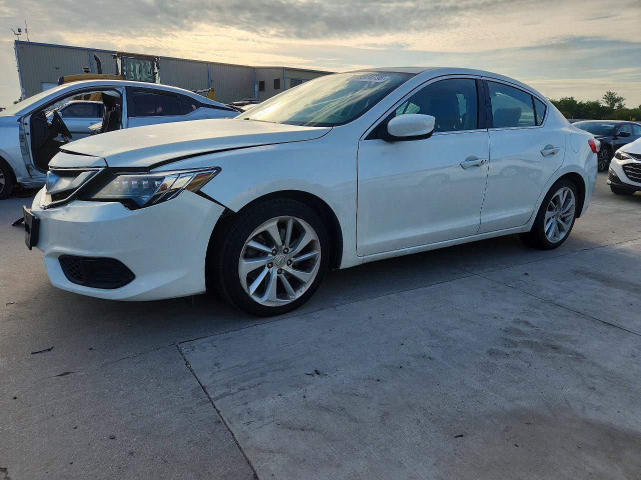 2018 Acura Ilx Premium/technology Белый vin: 19UDE2F76JA007714
