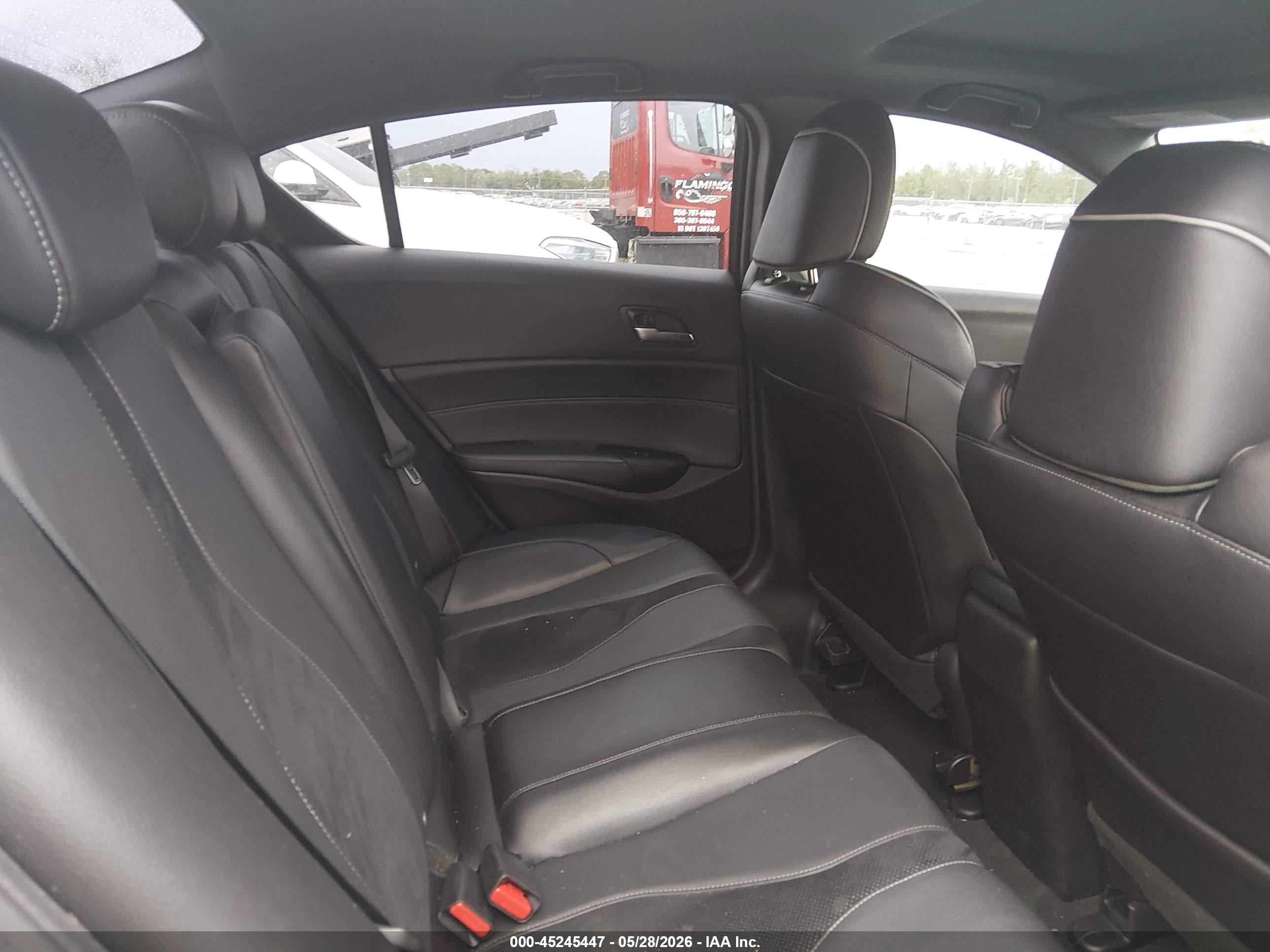 2019 Acura Ilx Premium   A-spec Packages/technology   A-spec Packages White vin: 19UDE2F80KA003023