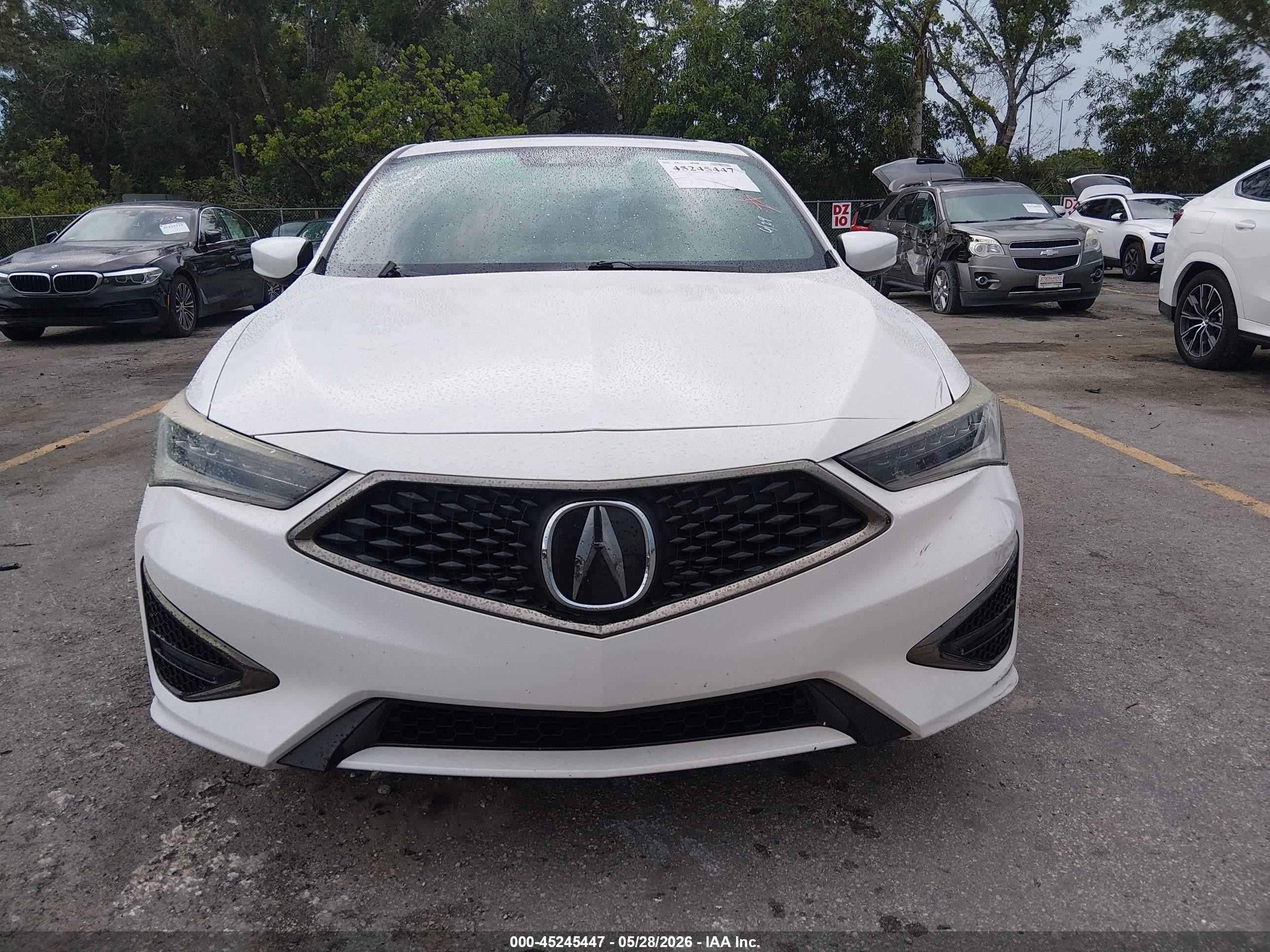 2019 Acura Ilx Premium   A-spec Packages/technology   A-spec Packages White vin: 19UDE2F80KA003023