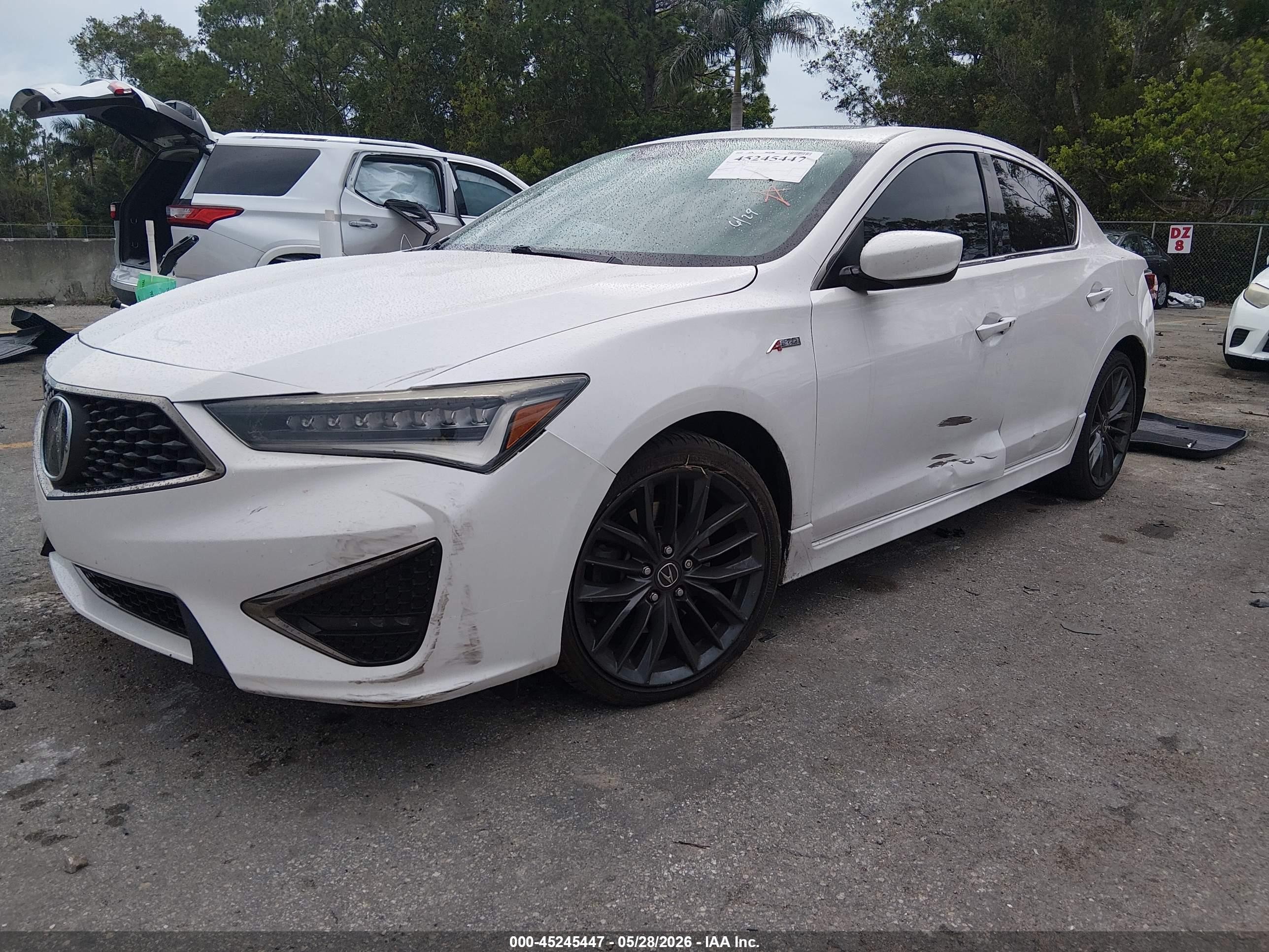 2019 Acura Ilx Premium   A-spec Packages/technology   A-spec Packages White vin: 19UDE2F80KA003023