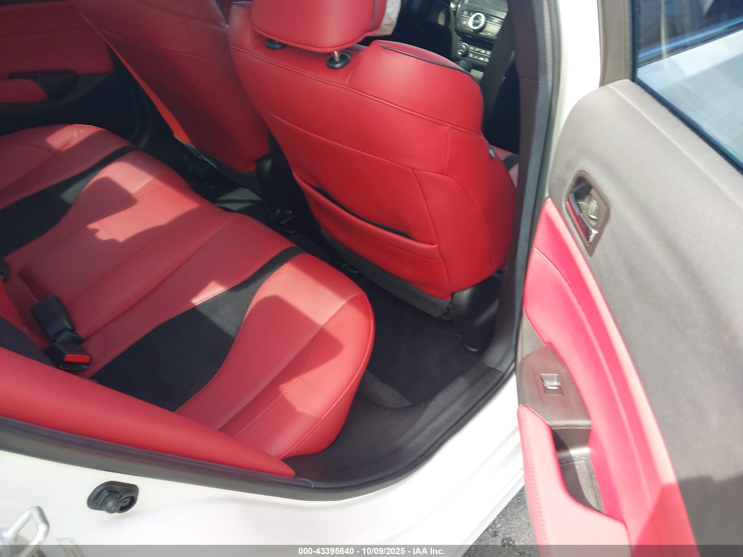 2022 Acura Ilx Premium   A-spec Packages/technology   A-spec Packages White vin: 19UDE2F84NA008200