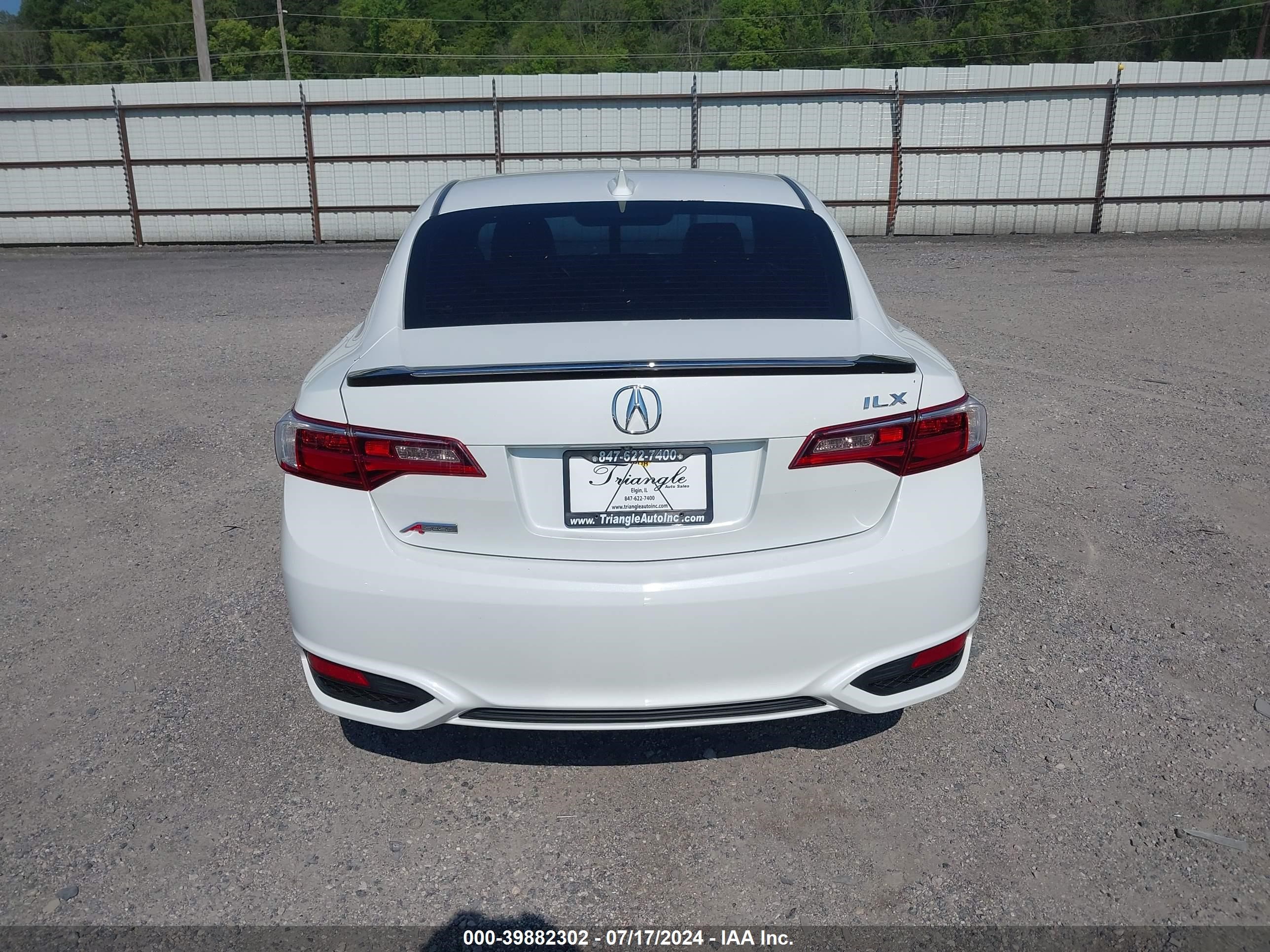 19UDE2F85HA001096 — 2017 ACURA ILX History & VIN | AutoHelperBot