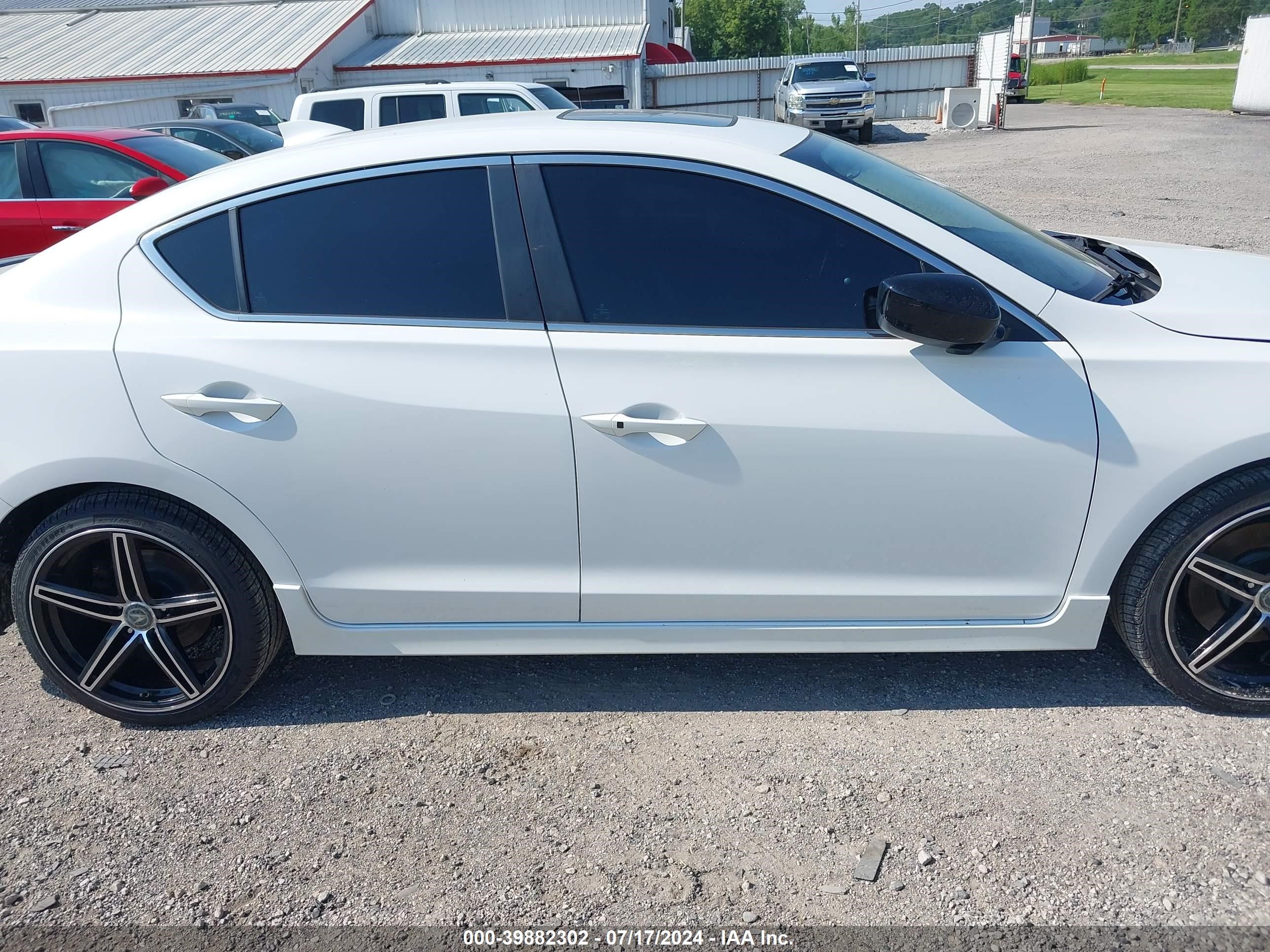 19UDE2F85HA001096 — 2017 ACURA ILX History & VIN | AutoHelperBot