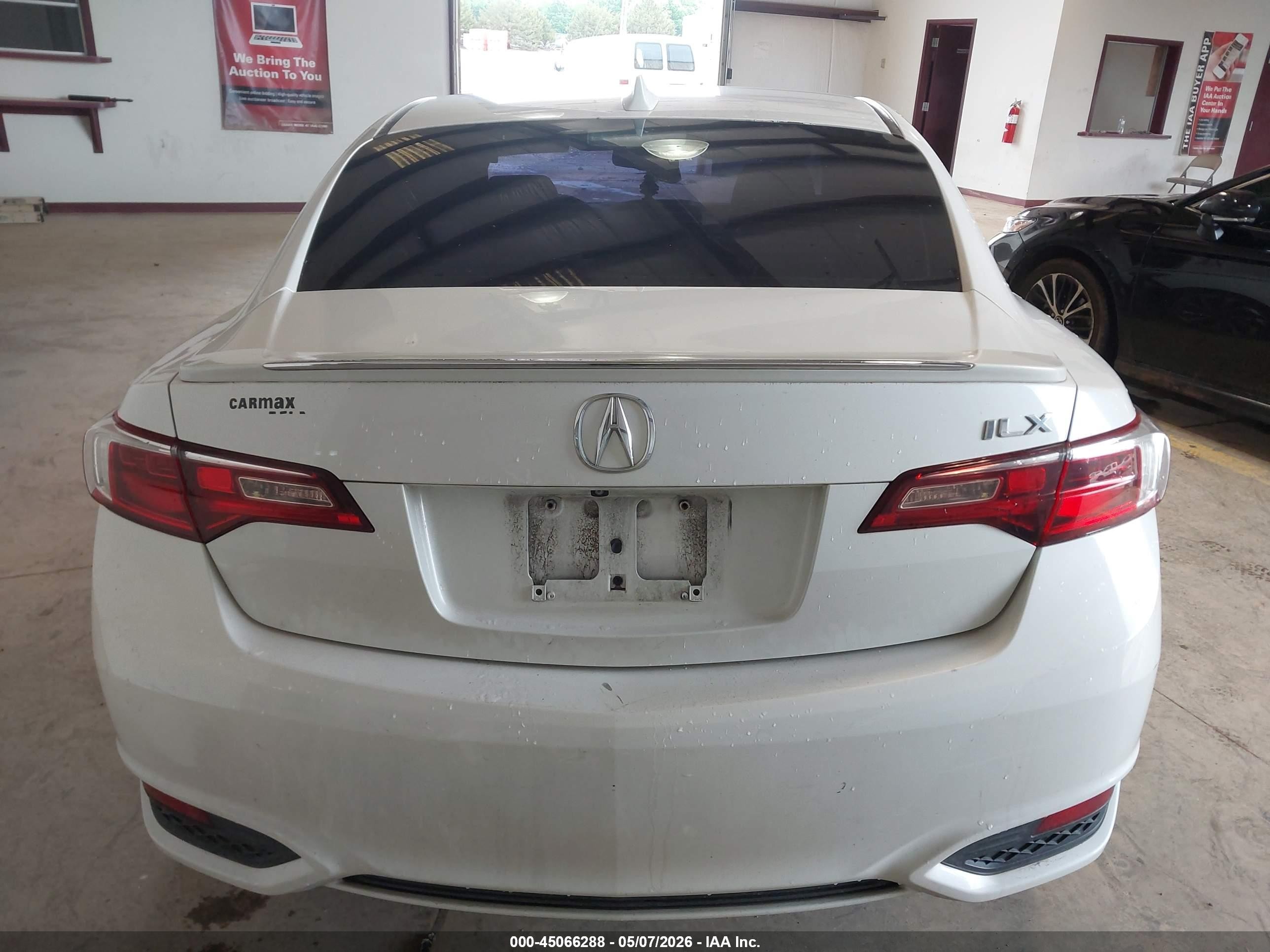 2016 Acura Ilx Premium   A-spec Packages/technology Plus   A-spec Packages White vin: 19UDE2F87GA012650