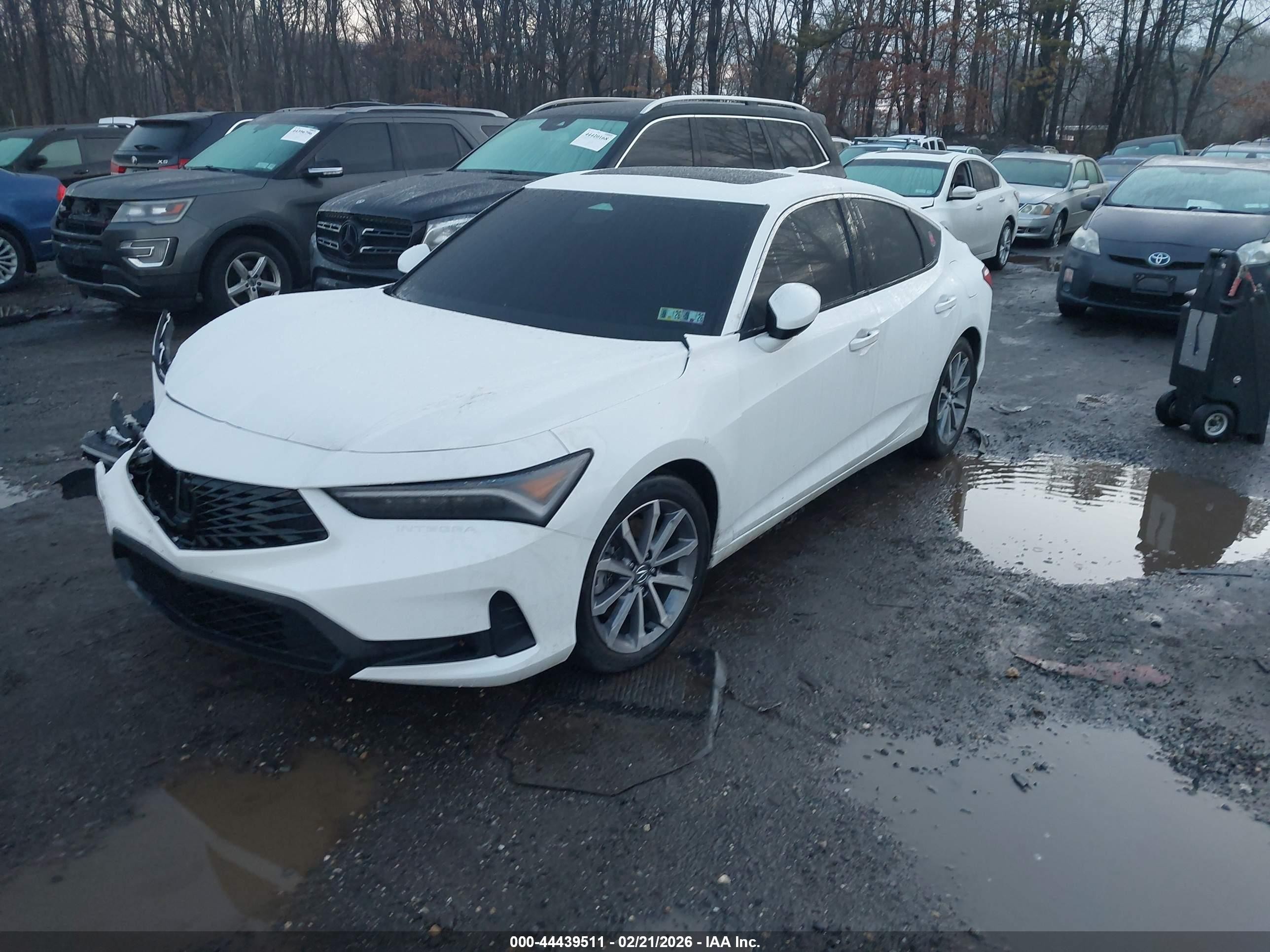 2025 Acura Integra   White vin: 19UDE4H28SA014887