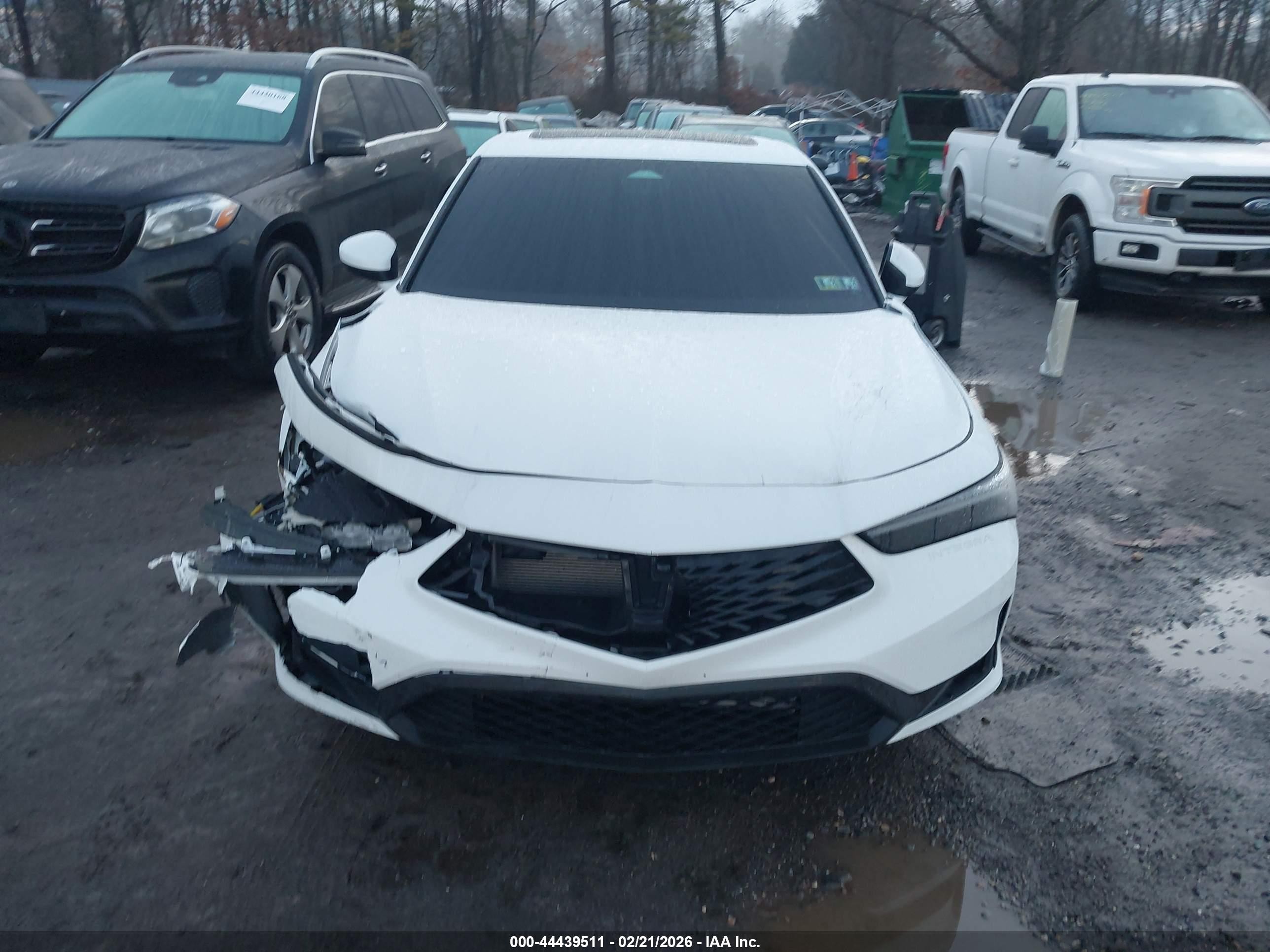 2025 Acura Integra   White vin: 19UDE4H28SA014887