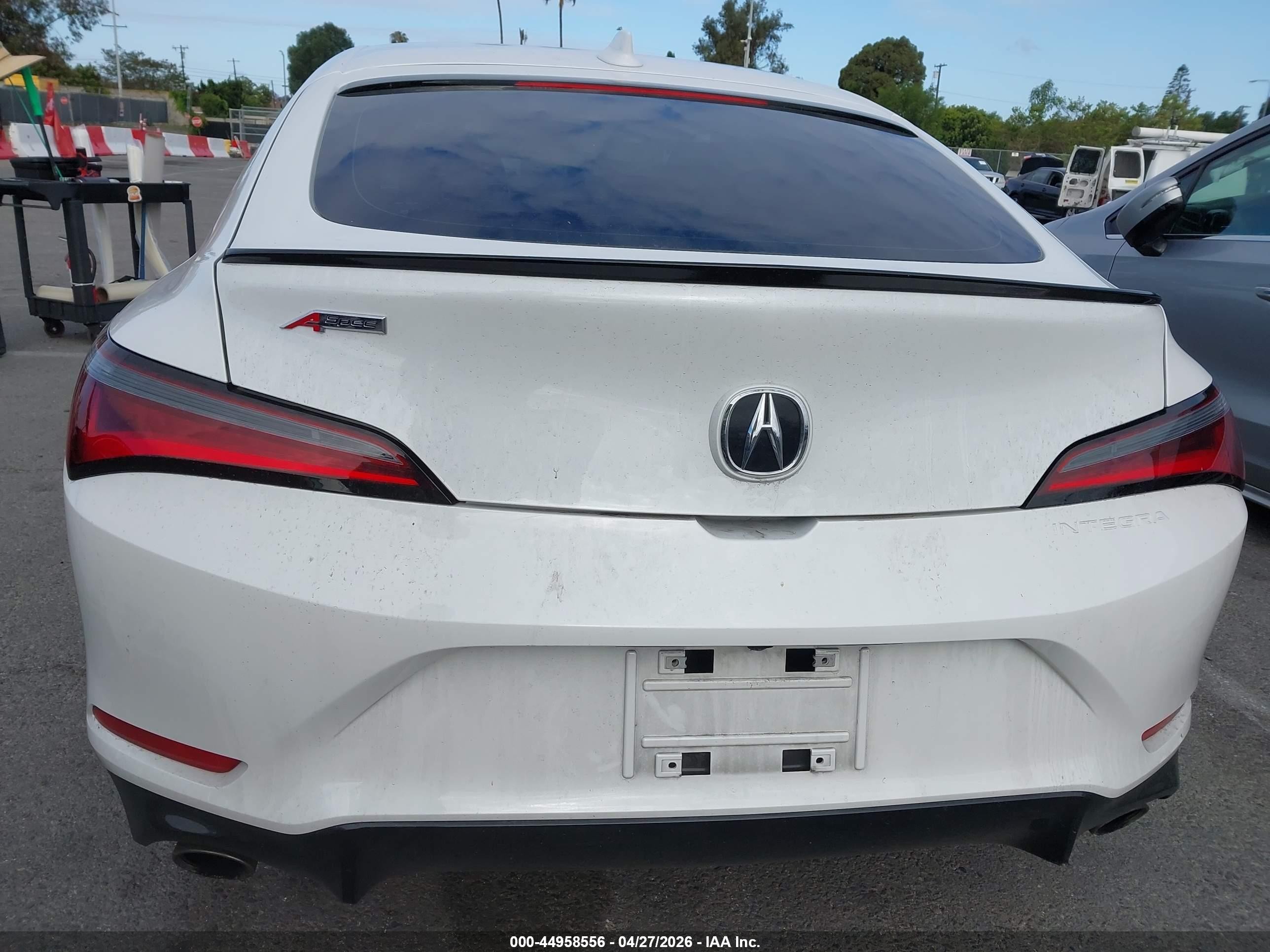 2025 Acura Integra A-spec White vin: 19UDE4H3XSA007710
