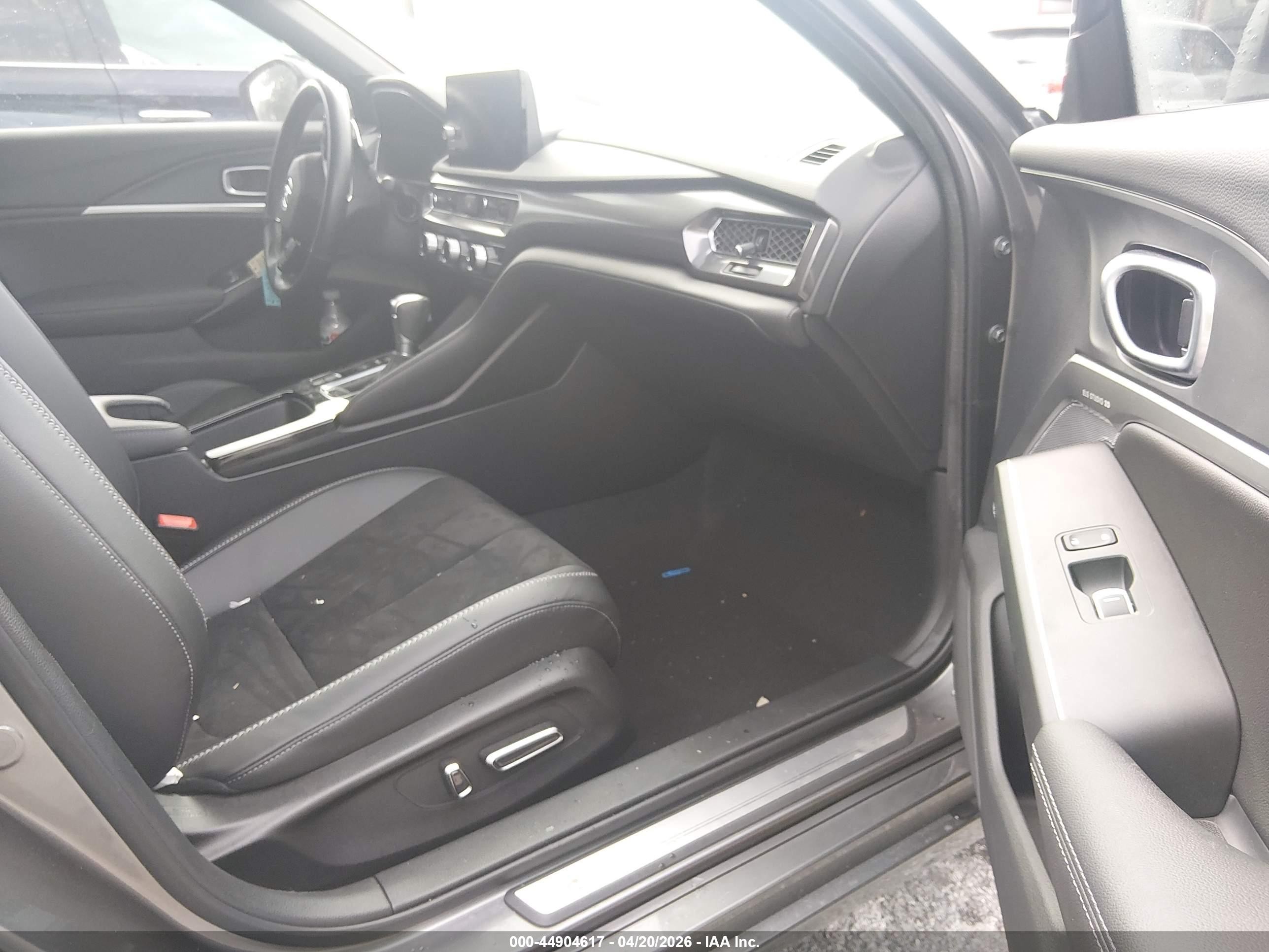 2024 Acura Integra A-spec Technology Gray vin: 19UDE4H67RA016045
