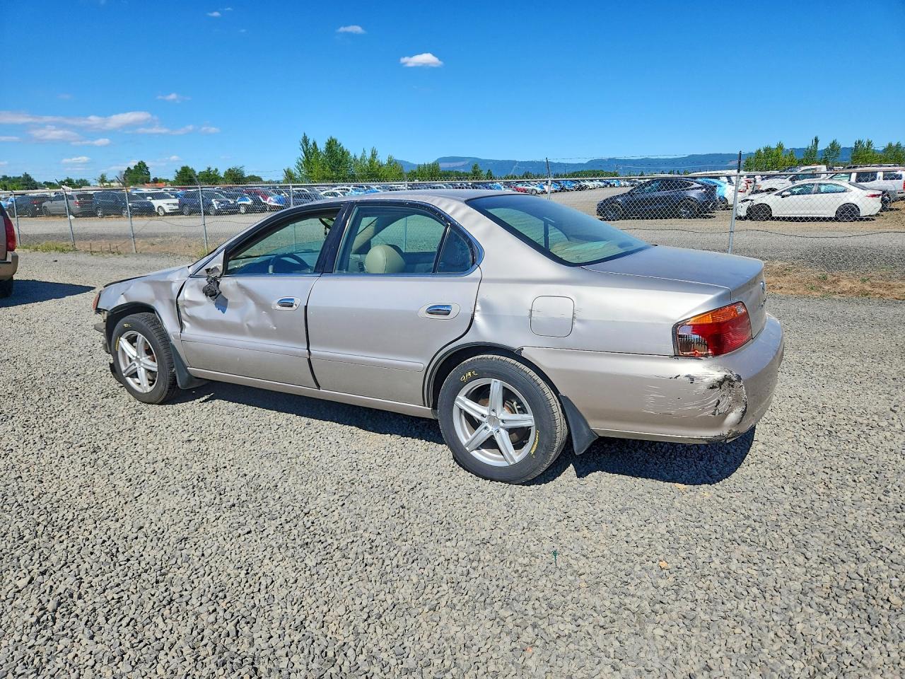 1999 Acura 3.2tl Silver vin: 19UUA5641XA050790