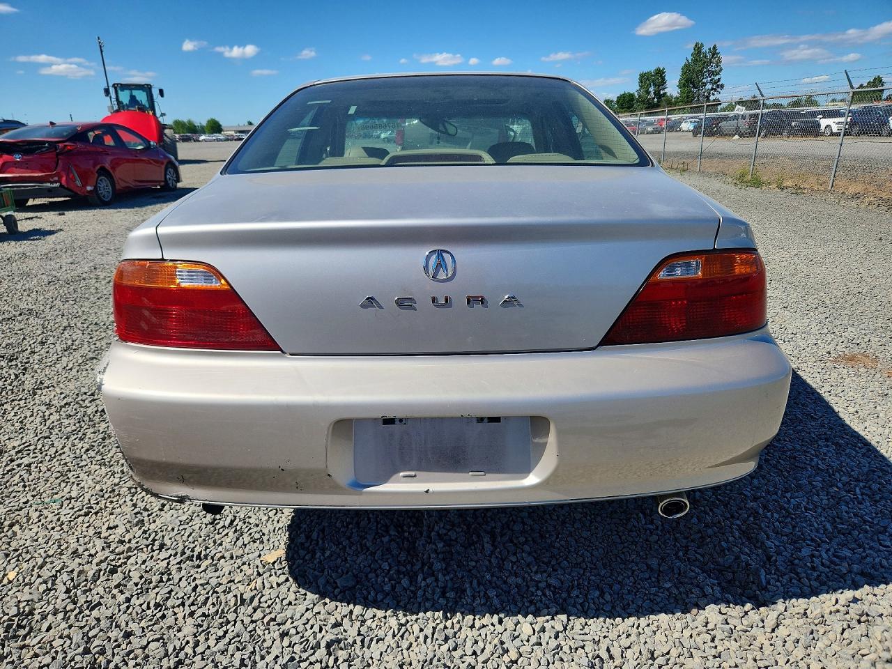 1999 Acura 3.2tl Silver vin: 19UUA5641XA050790