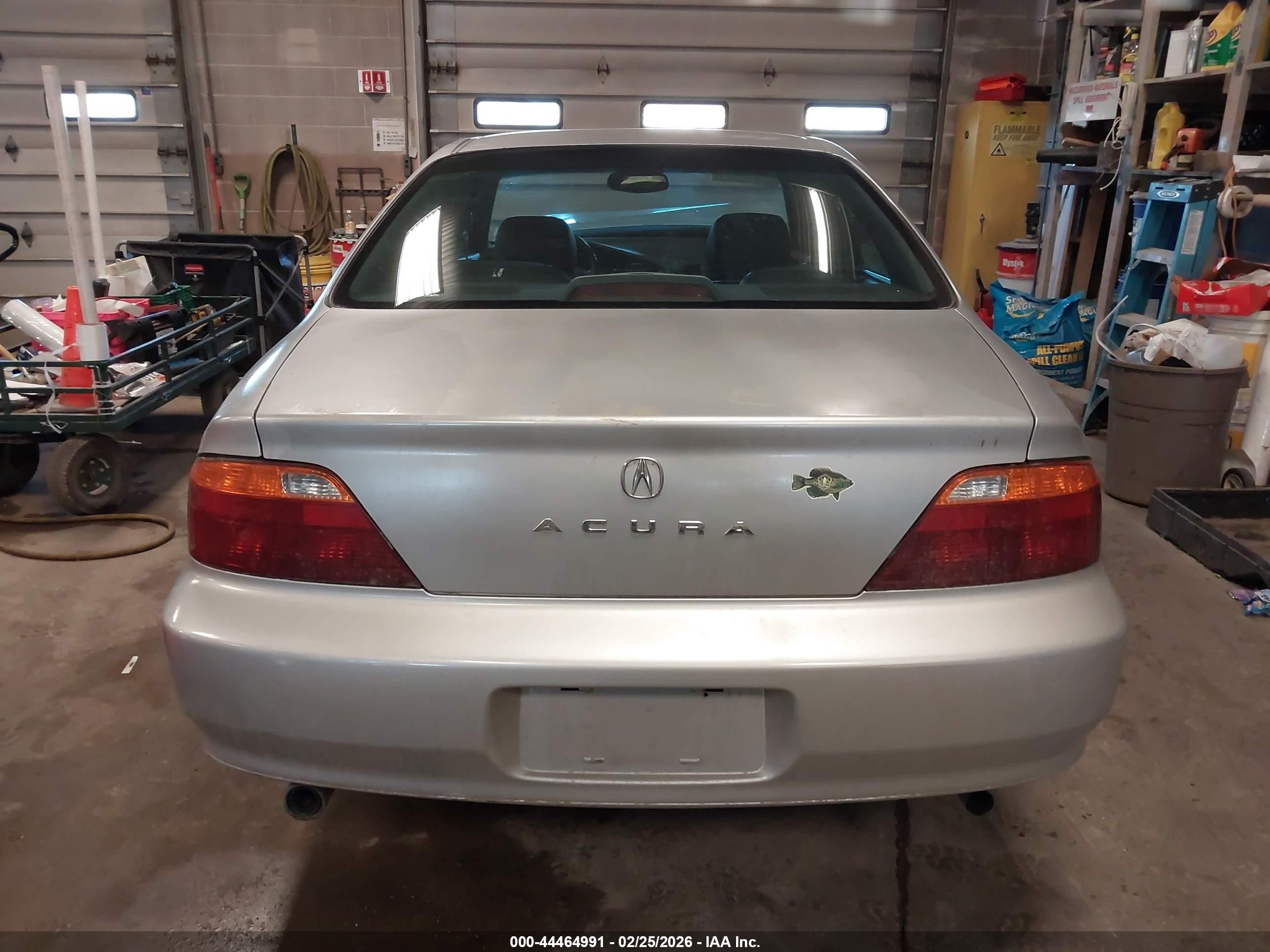 1999 Acura Tl 3.2 Silver vin: 19UUA5643XA044280