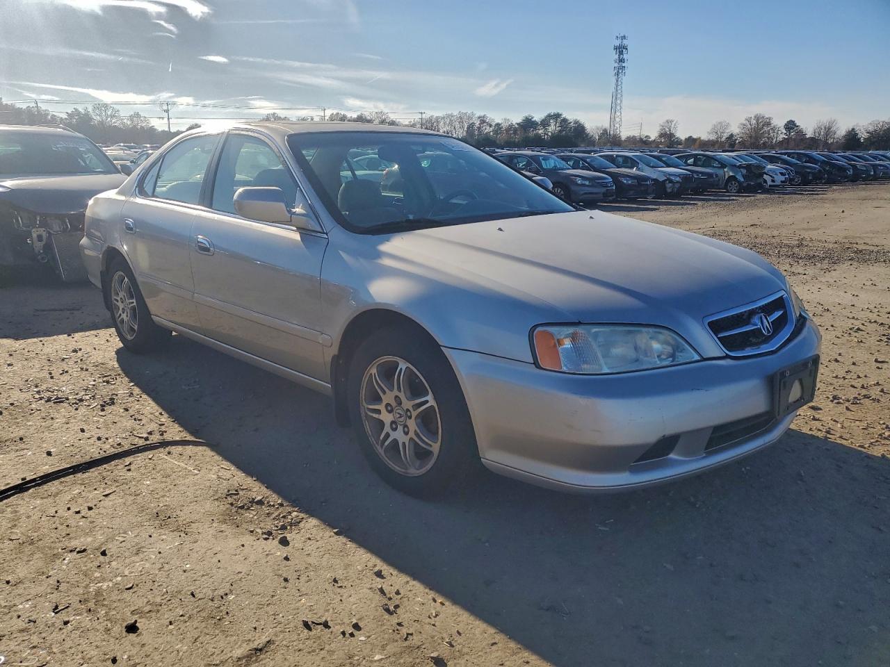 1999 Acura 3.2tl Silver vin: 19UUA5653XA031828