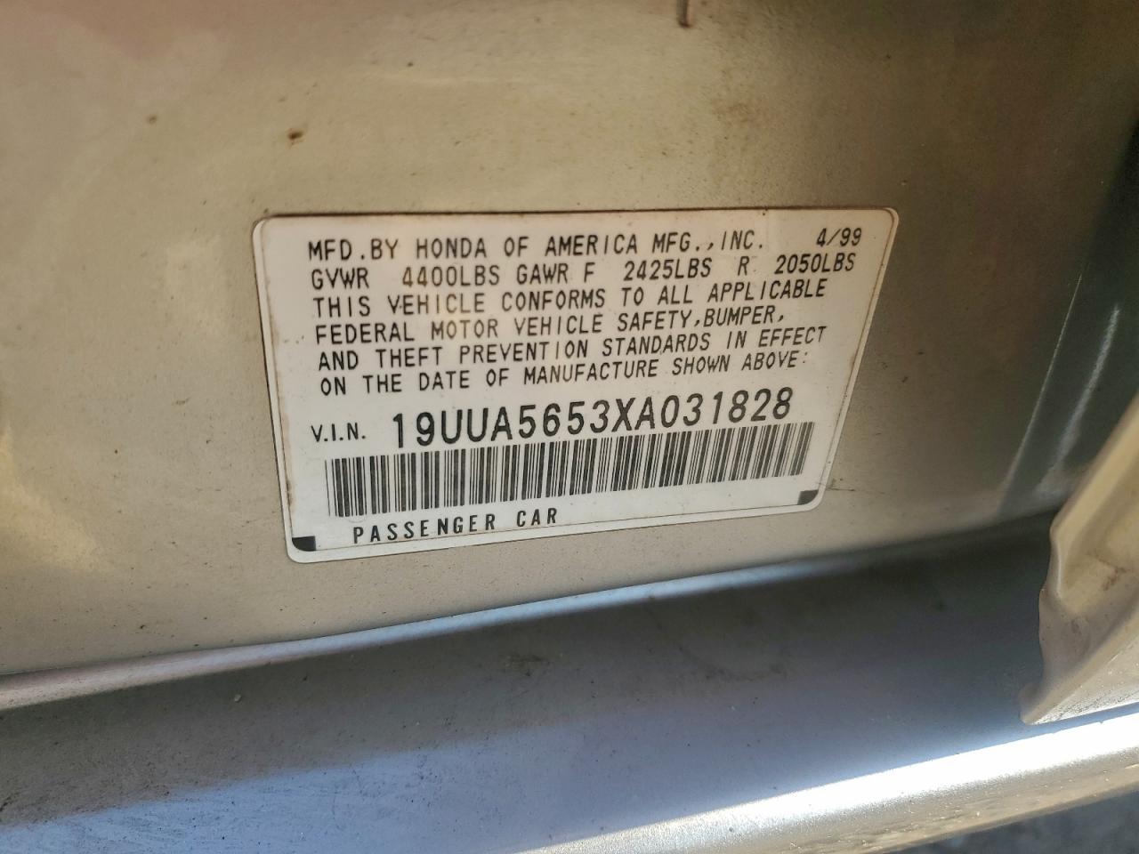 1999 Acura 3.2tl Silver vin: 19UUA5653XA031828