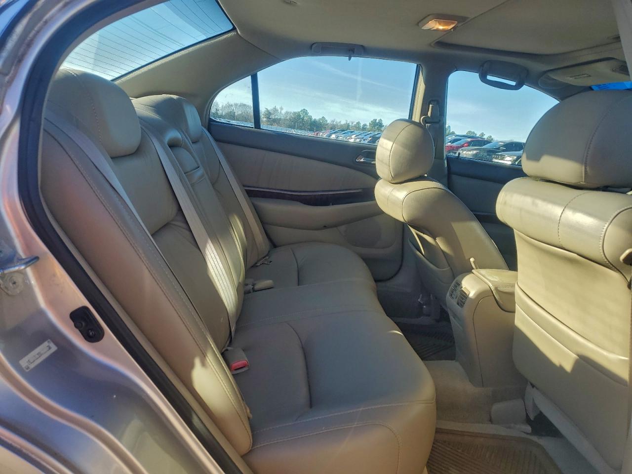 1999 Acura 3.2tl Silver vin: 19UUA5653XA031828