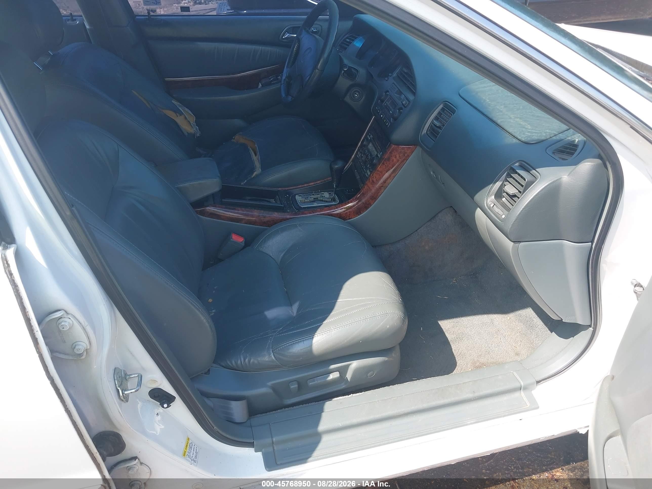 2001 Acura Tl 3.2 White vin: 19UUA56601A018874