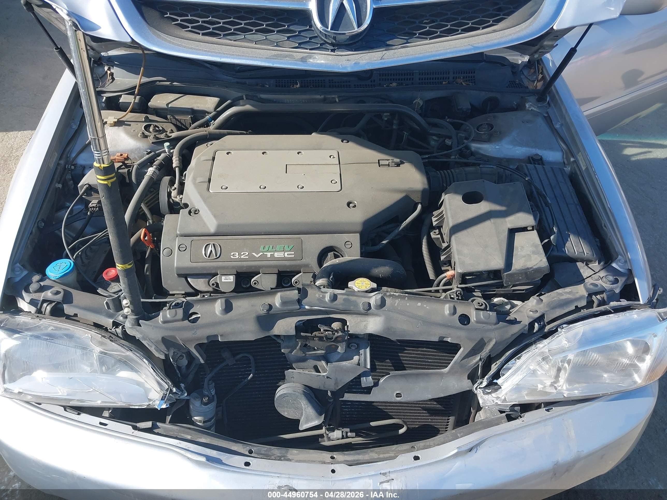 2000 Acura Tl 3.2 Silver vin: 19UUA5660YA022336