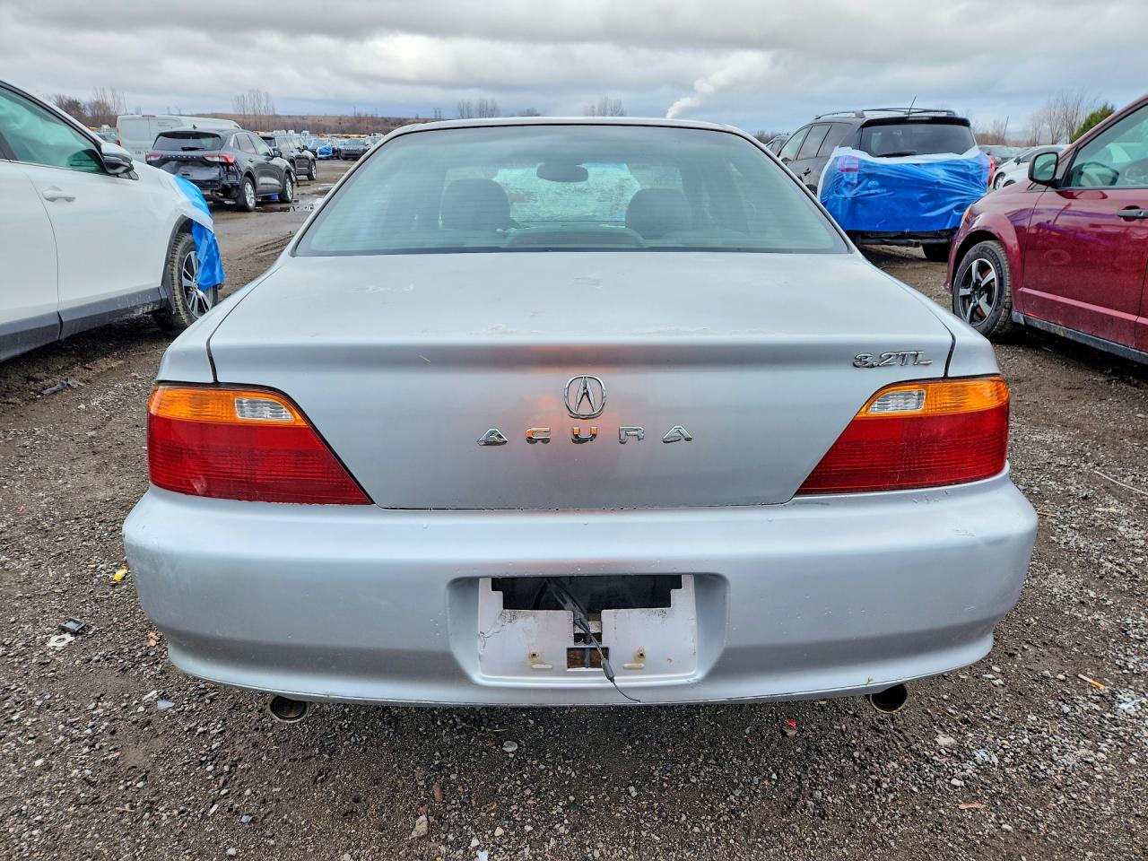 2000 Acura 3.2tl Silver vin: 19UUA5661YA805746