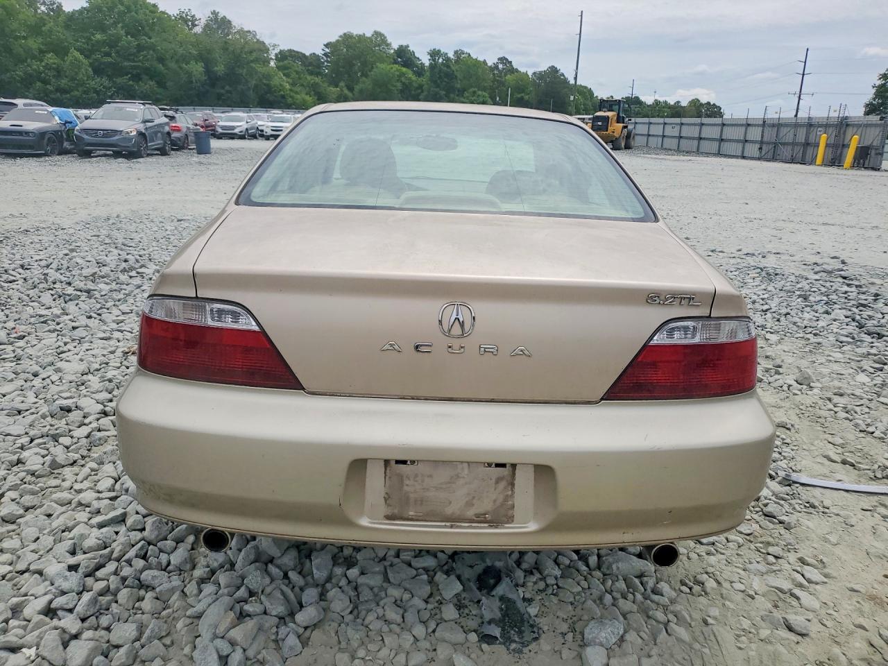 2002 Acura 3.2tl Gold vin: 19UUA56622A010647