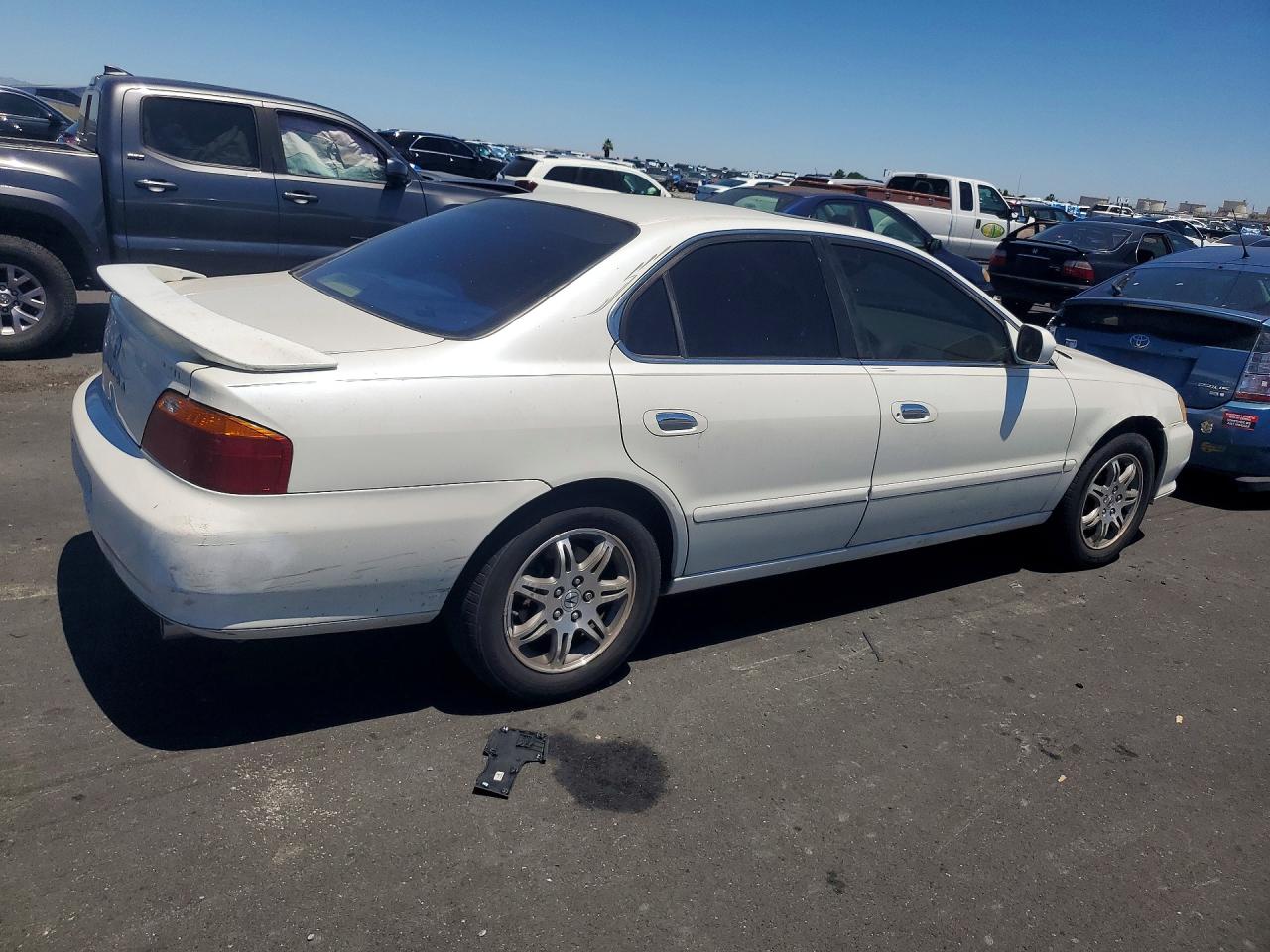 2000 Acura 3.2tl White vin: 19UUA5662YA048467