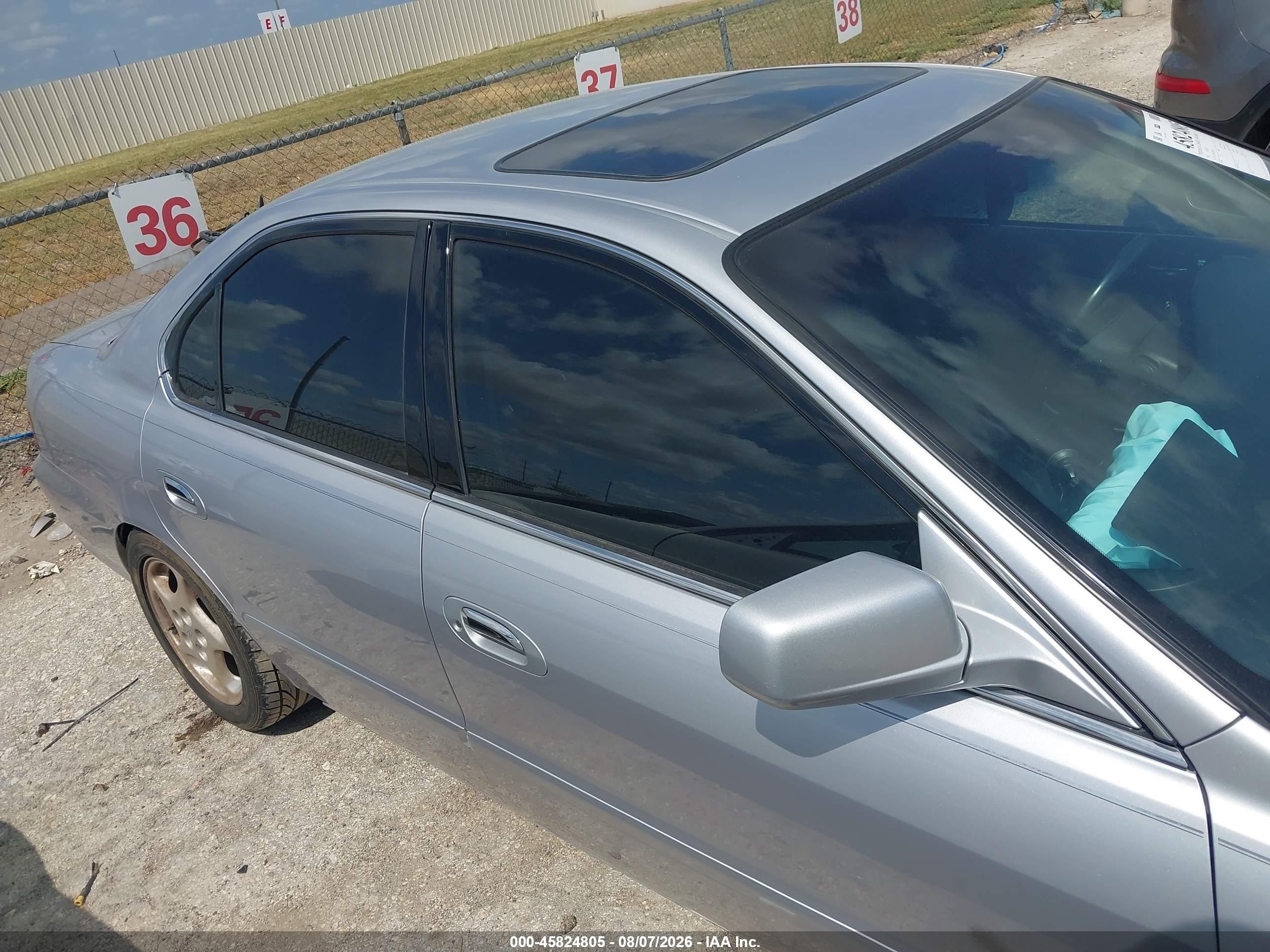 2003 Acura Tl 3.2 Silver vin: 19UUA56643A080992