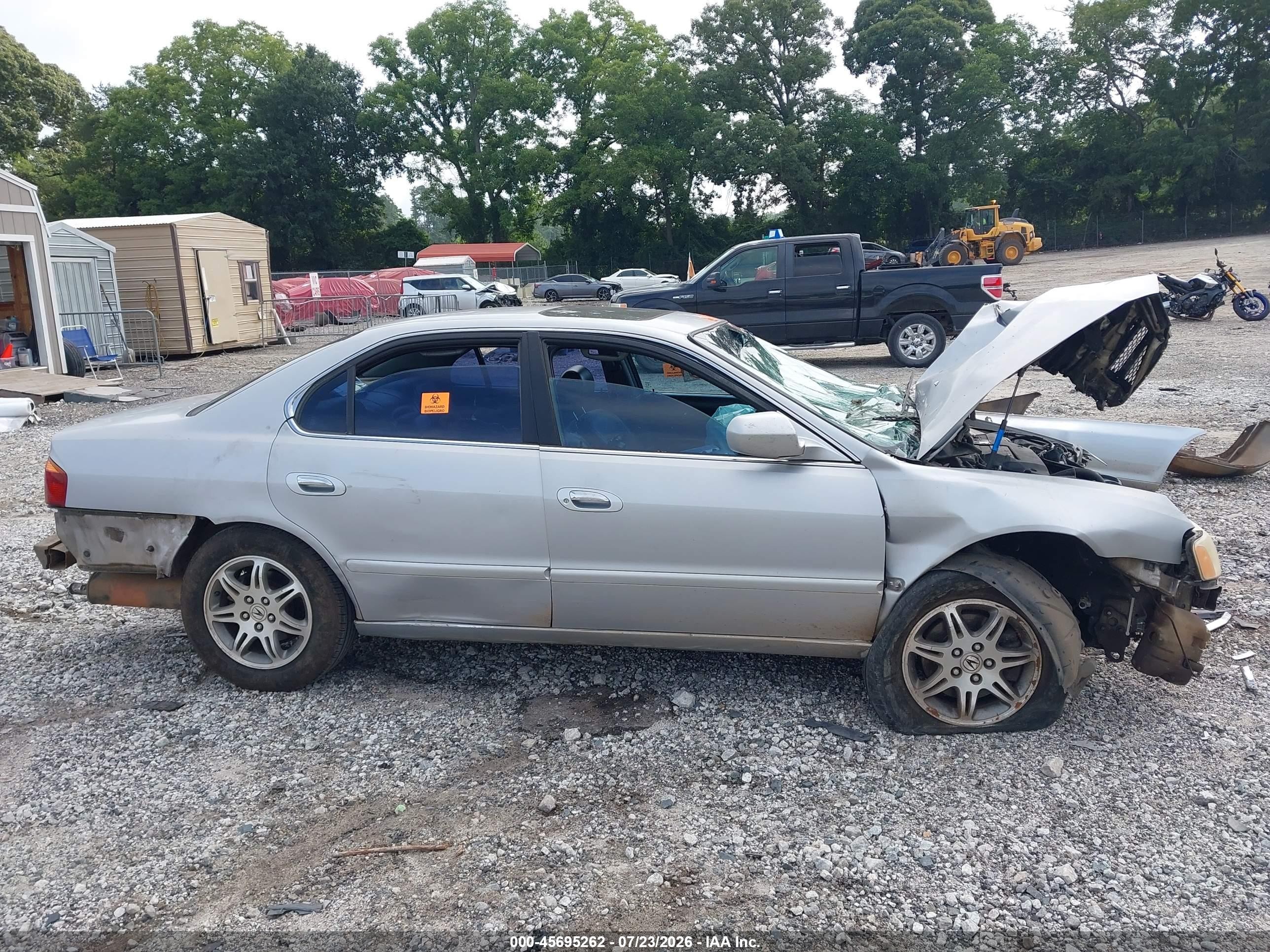 2000 Acura Tl 3.2 Silver vin: 19UUA5664YA053072