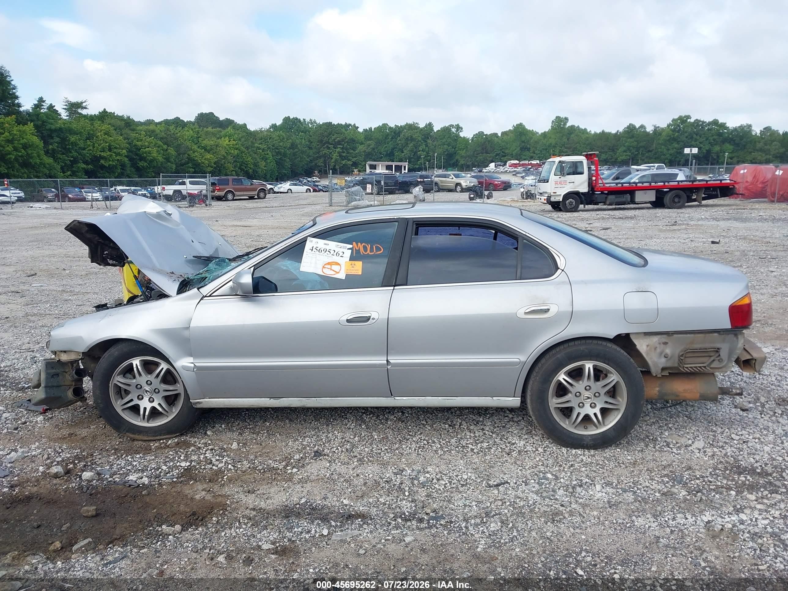 2000 Acura Tl 3.2 Silver vin: 19UUA5664YA053072