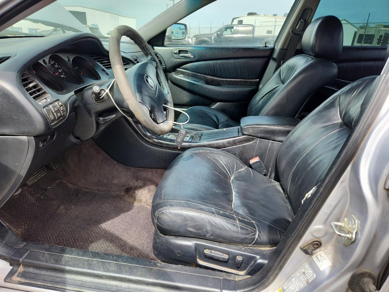 2002 Acura 3.2tl Silver vin: 19UUA56652A020489