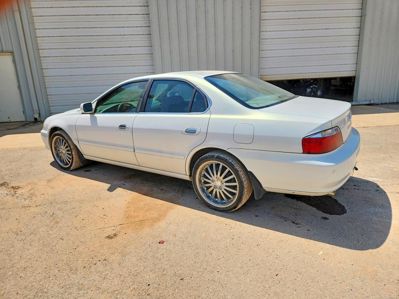 2002 Acura 3.2tl White vin: 19UUA56662A048771