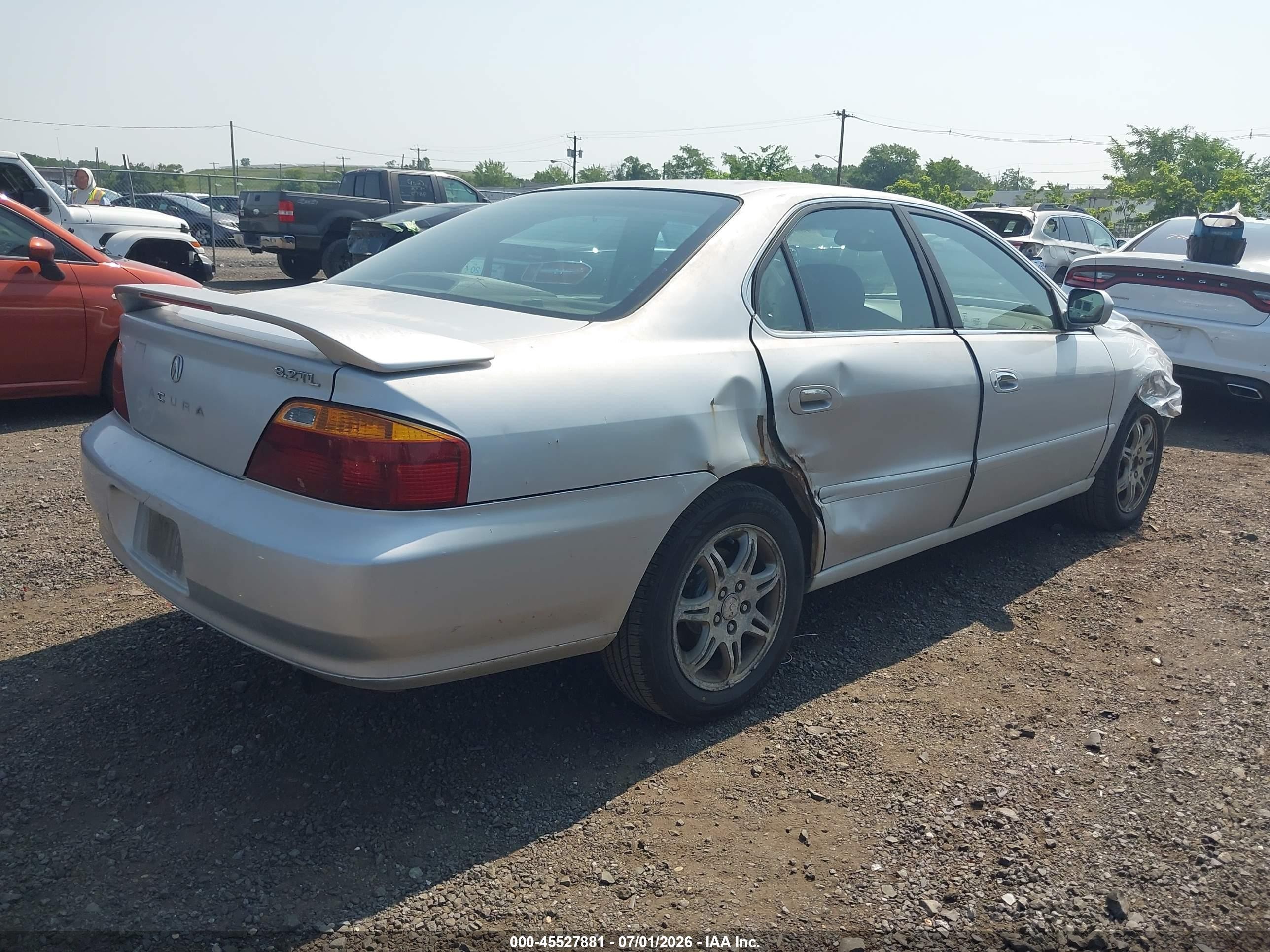 2000 Acura Tl 3.2 Silver vin: 19UUA5666YA056345