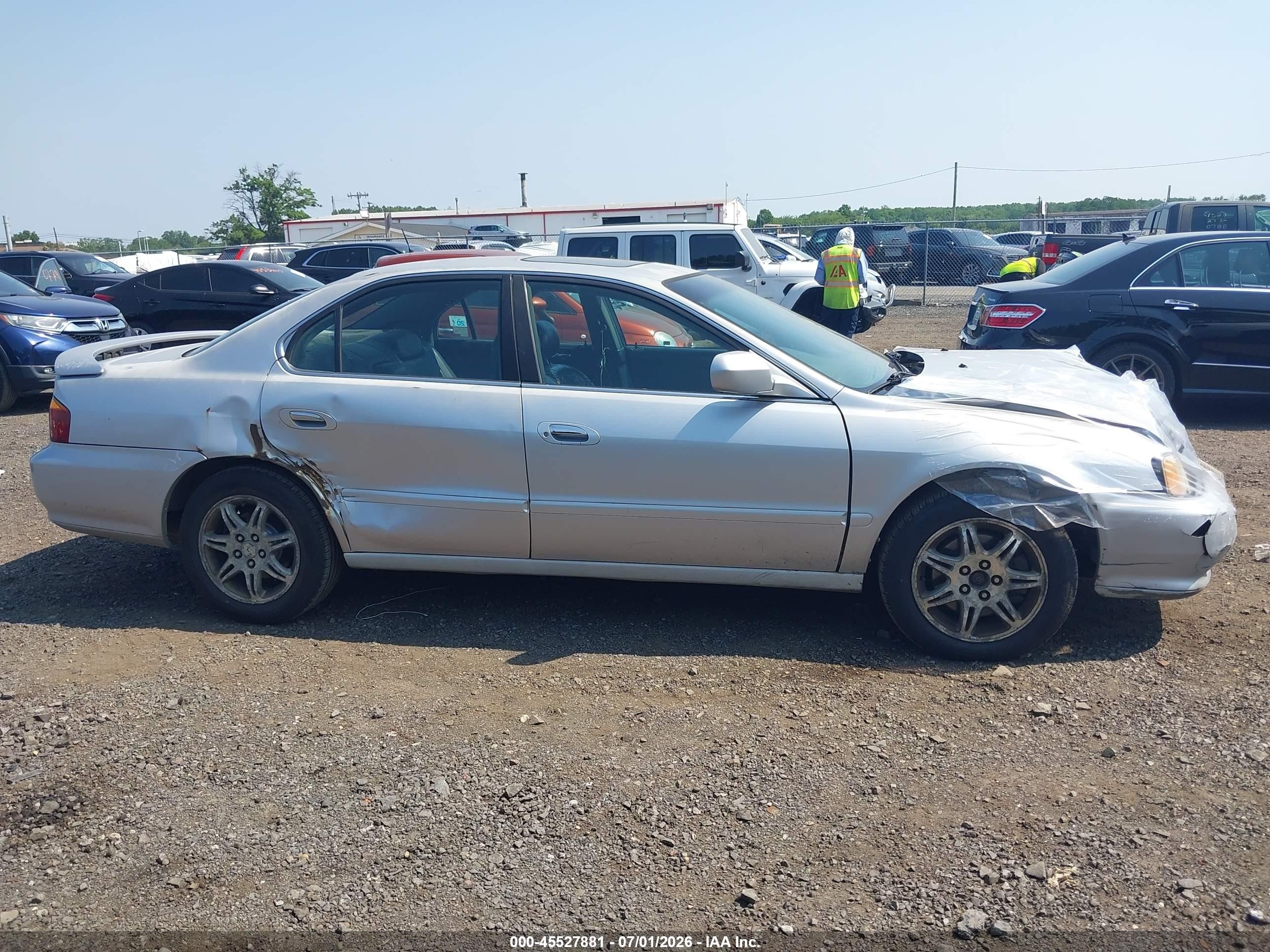 2000 Acura Tl 3.2 Silver vin: 19UUA5666YA056345