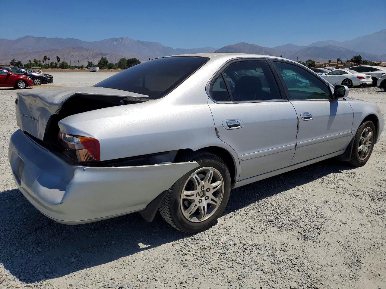 2000 Acura 3.2tl Серебряный vin: 19UUA5667YA022365
