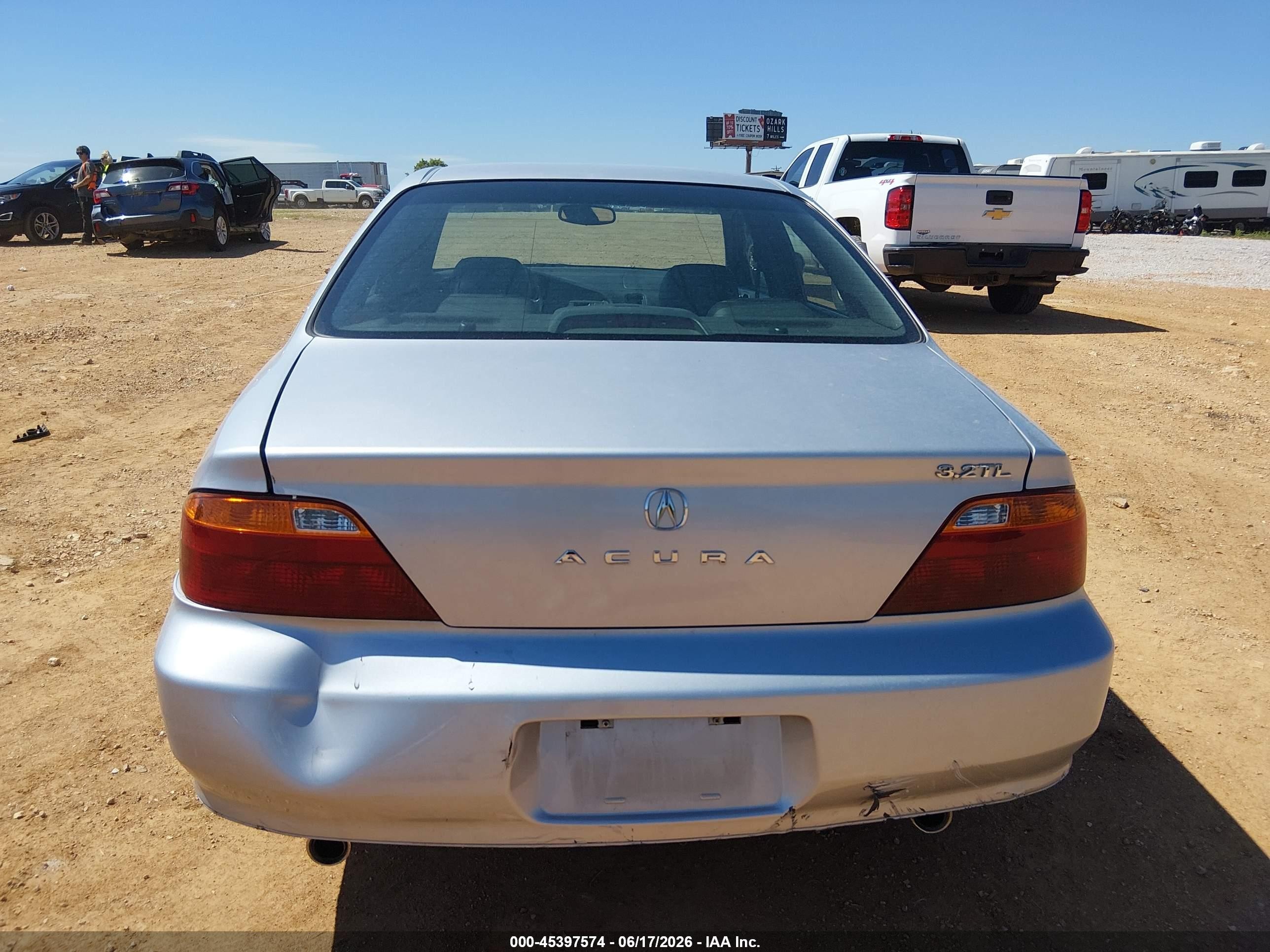 2001 Acura Tl 3.2 Silver vin: 19UUA56681A000252