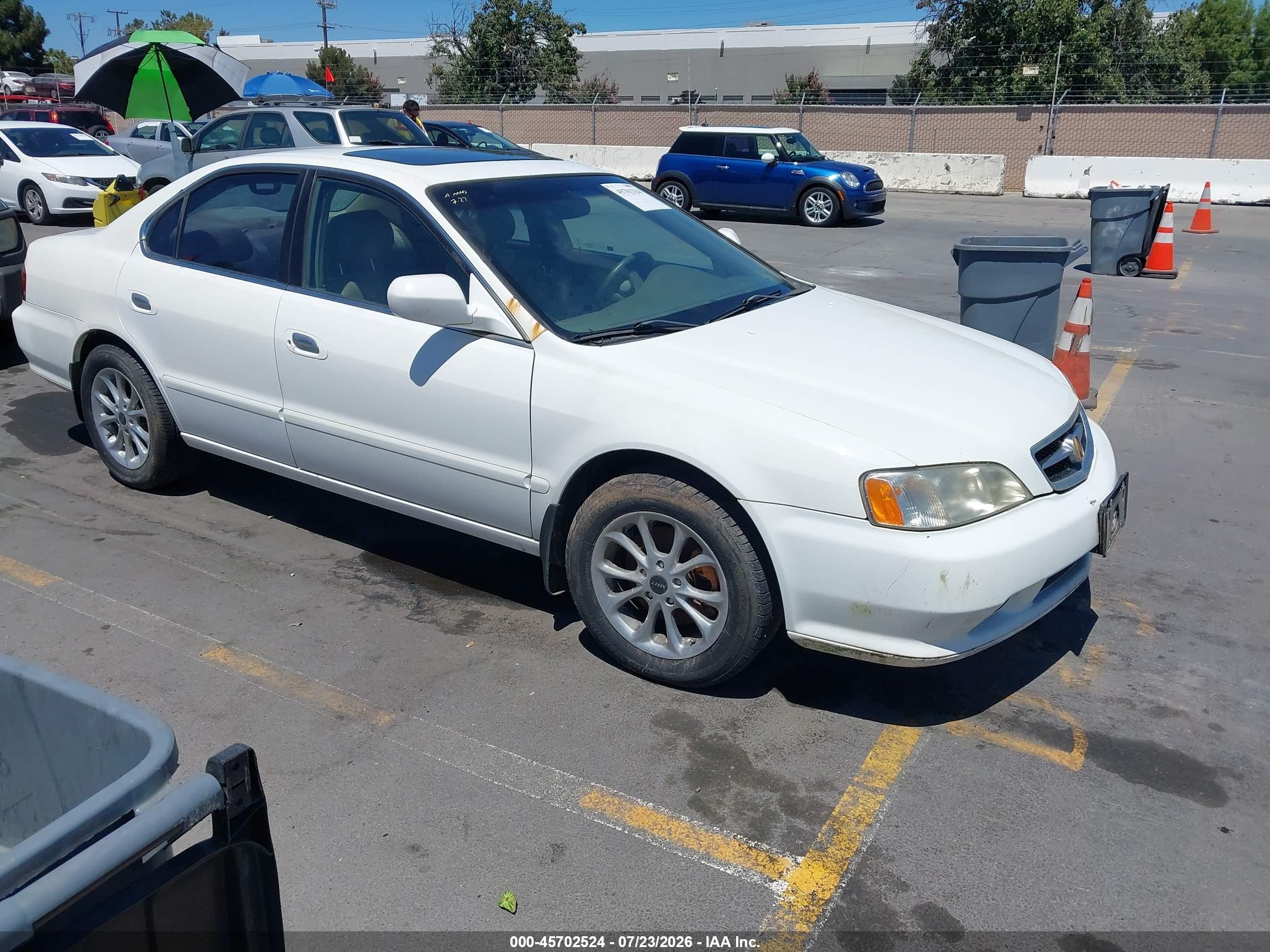 2000 Acura Tl 3.2 White vin: 19UUA5669YA008841