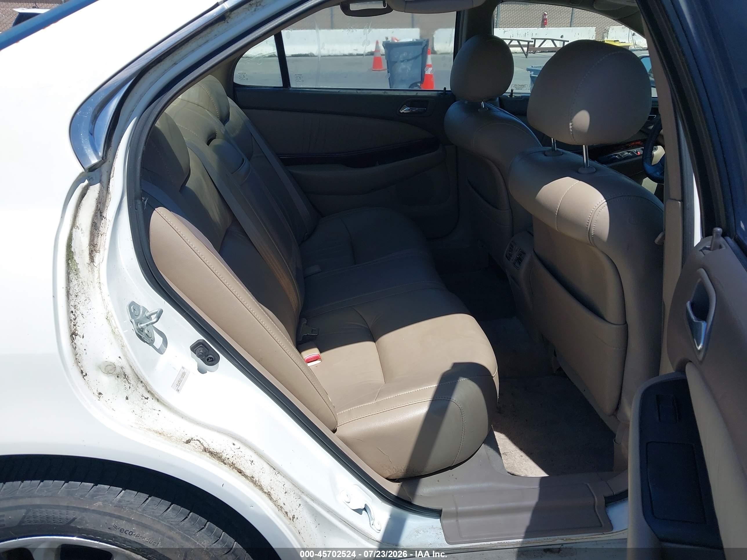 2000 Acura Tl 3.2 White vin: 19UUA5669YA008841
