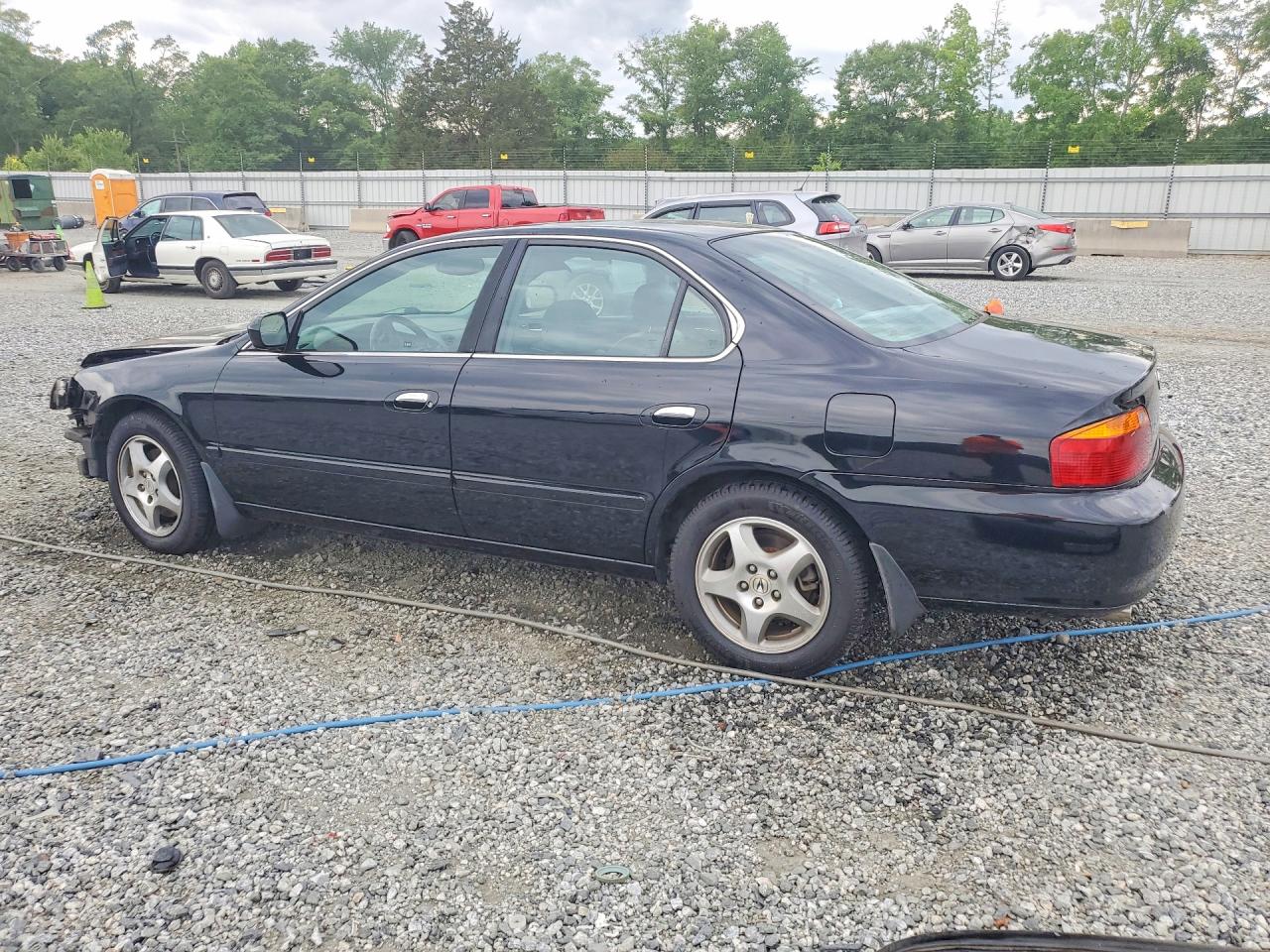 2000 Acura 3.2tl Black vin: 19UUA5669YA050071