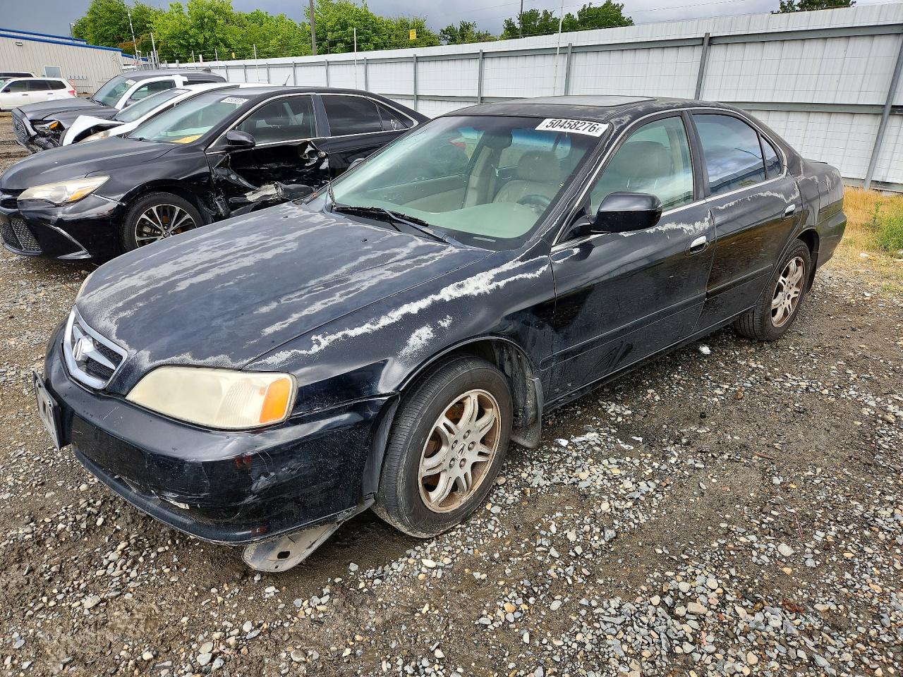 19UUA5669YA061846