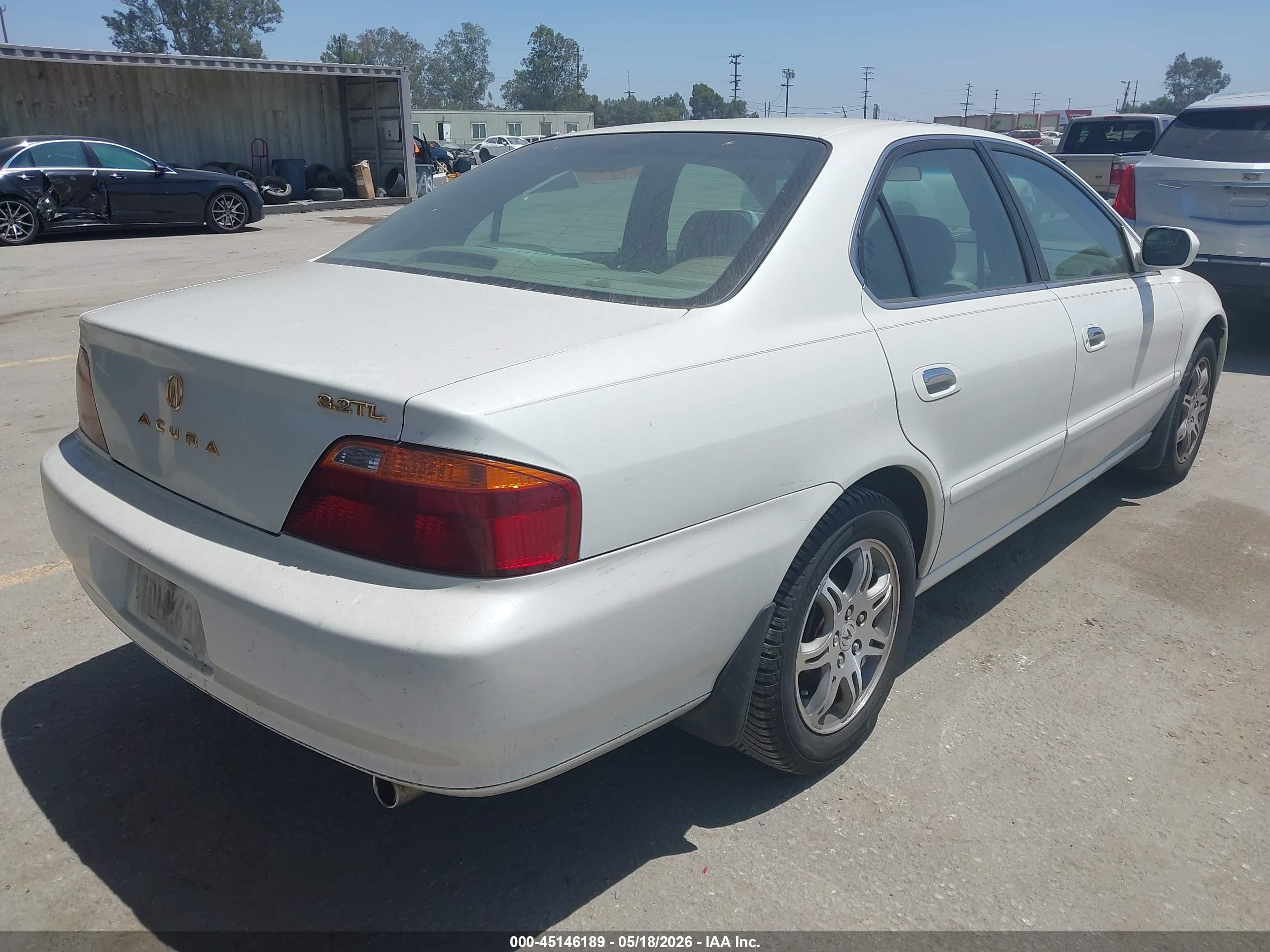 2000 Acura Tl 3.2 White vin: 19UUA5669YA064536