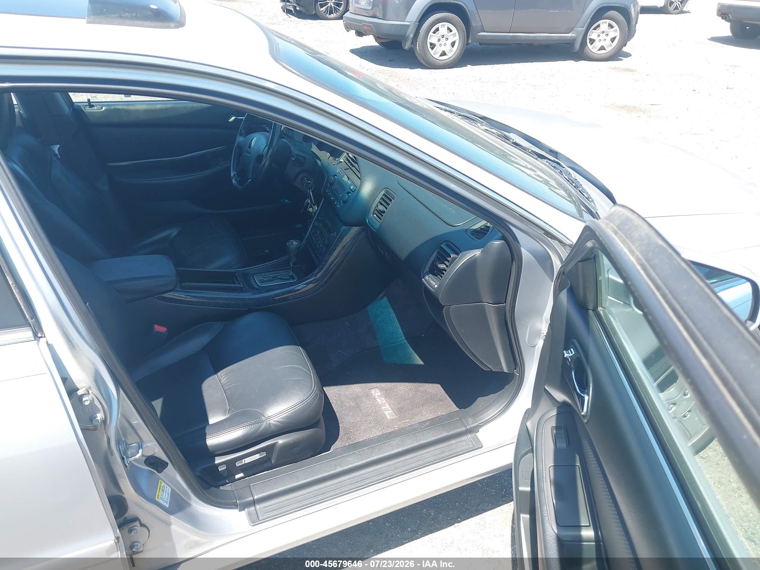2003 Acura Tl 3.2 Type S Silver vin: 19UUA56813A029077