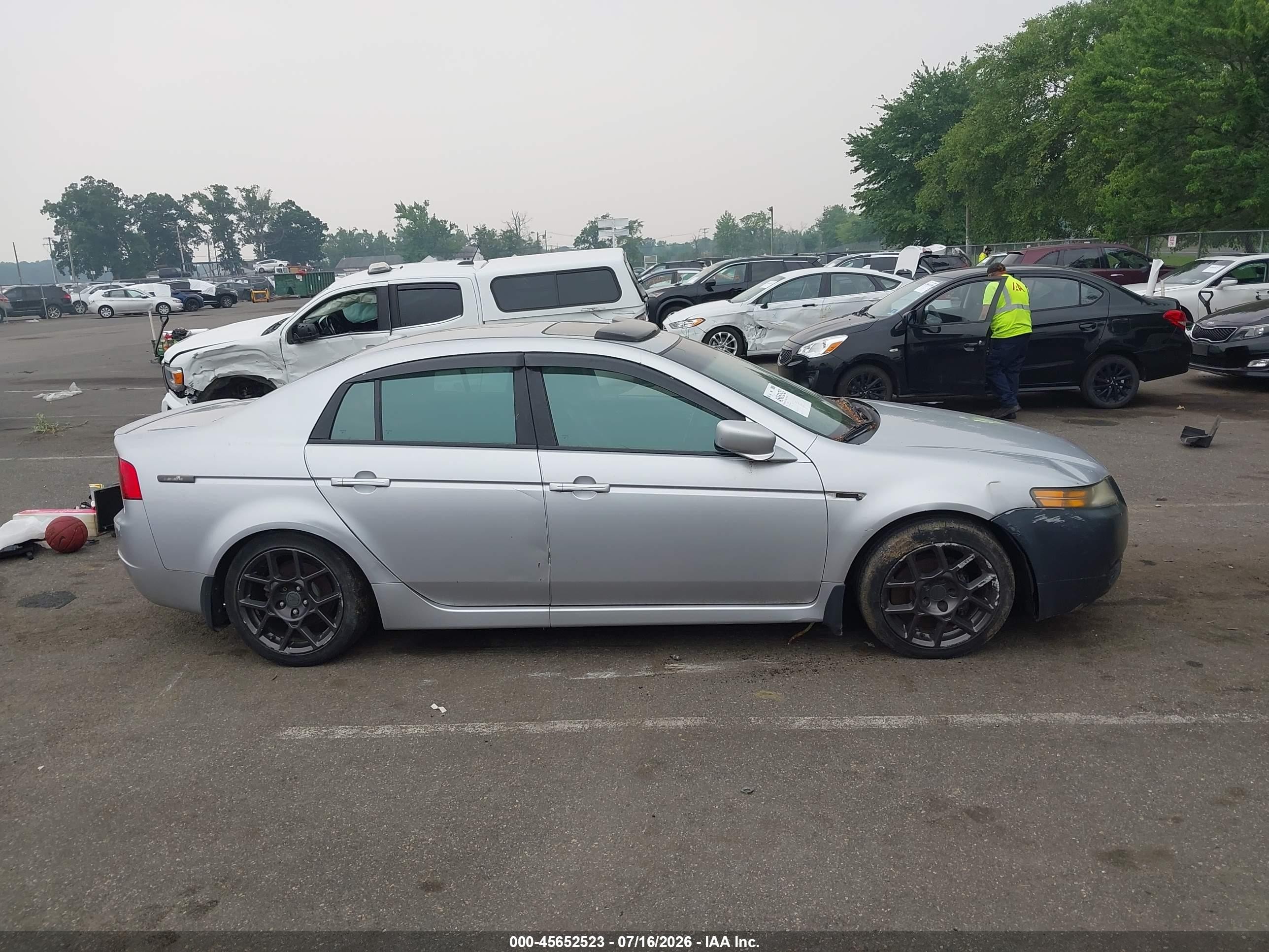 2005 Acura Tl   Gray vin: 19UUA65545A019689