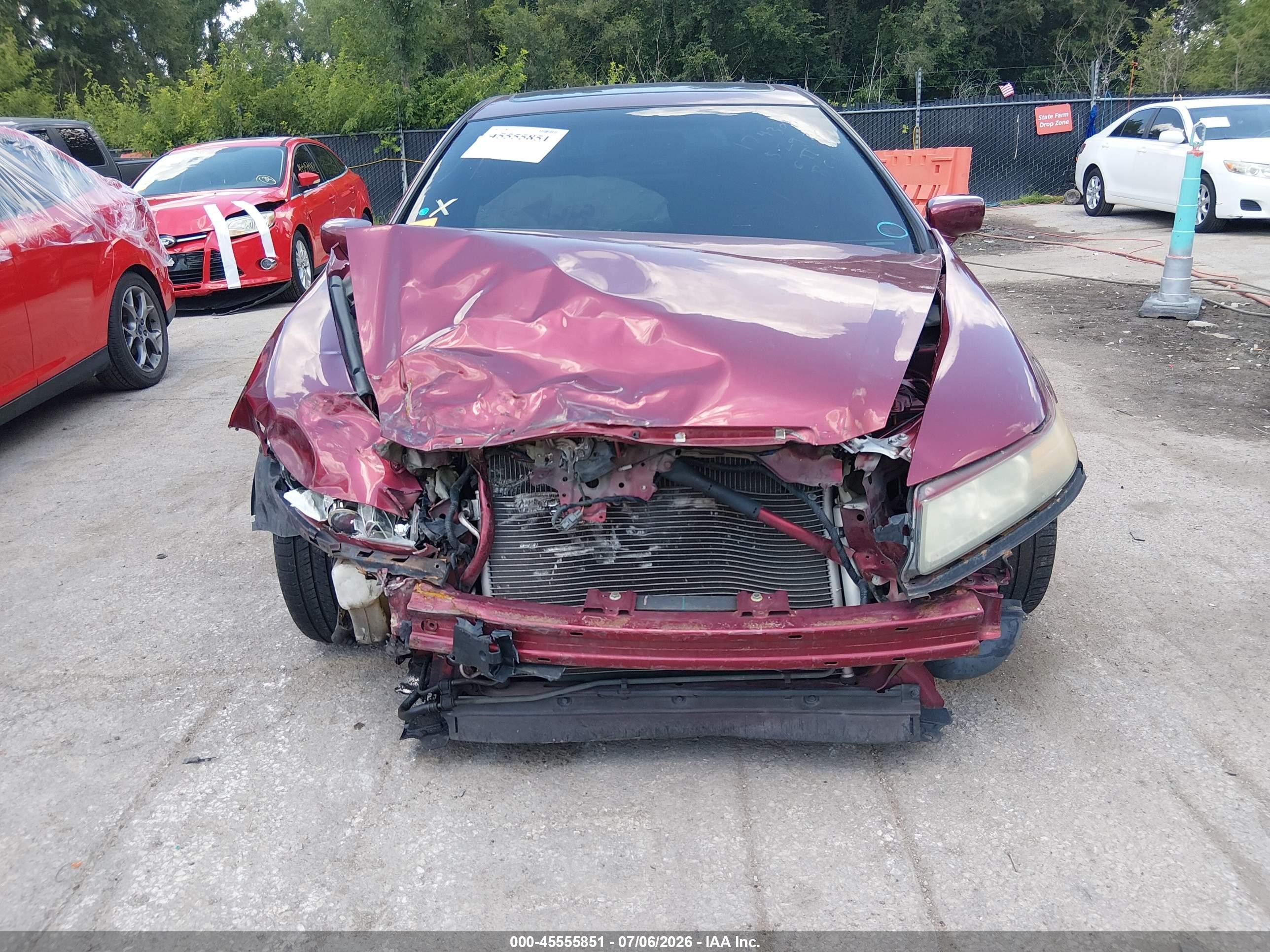2004 Acura Tl   Burgundy vin: 19UUA66204A046679