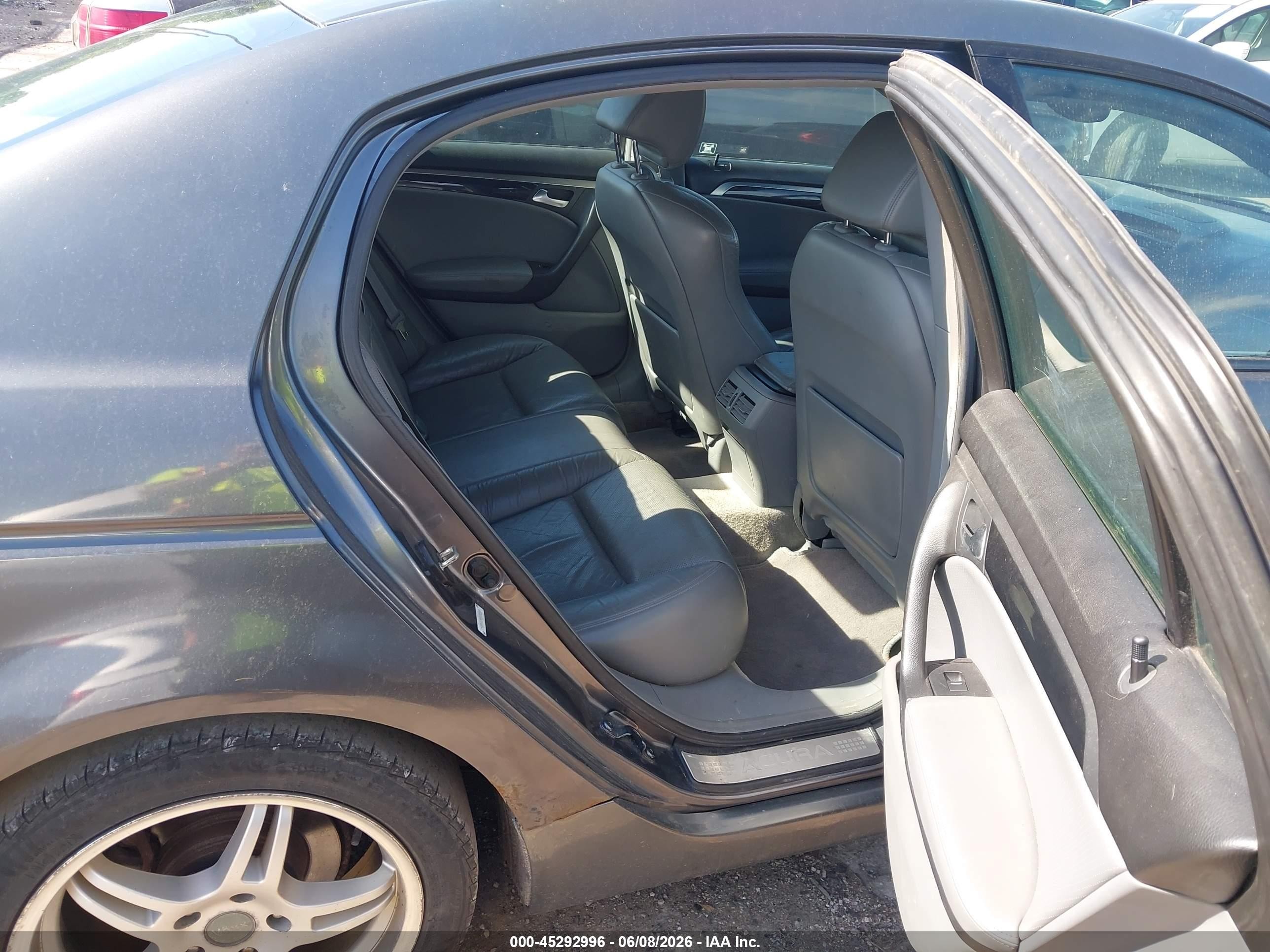 2005 Acura Tl   Gray vin: 19UUA66205A000903
