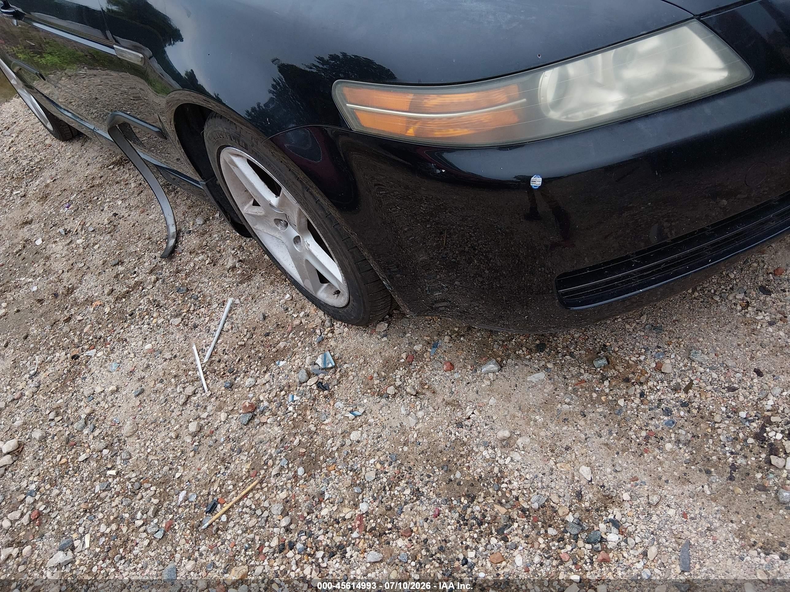 2005 Acura Tl   Black vin: 19UUA66205A047865