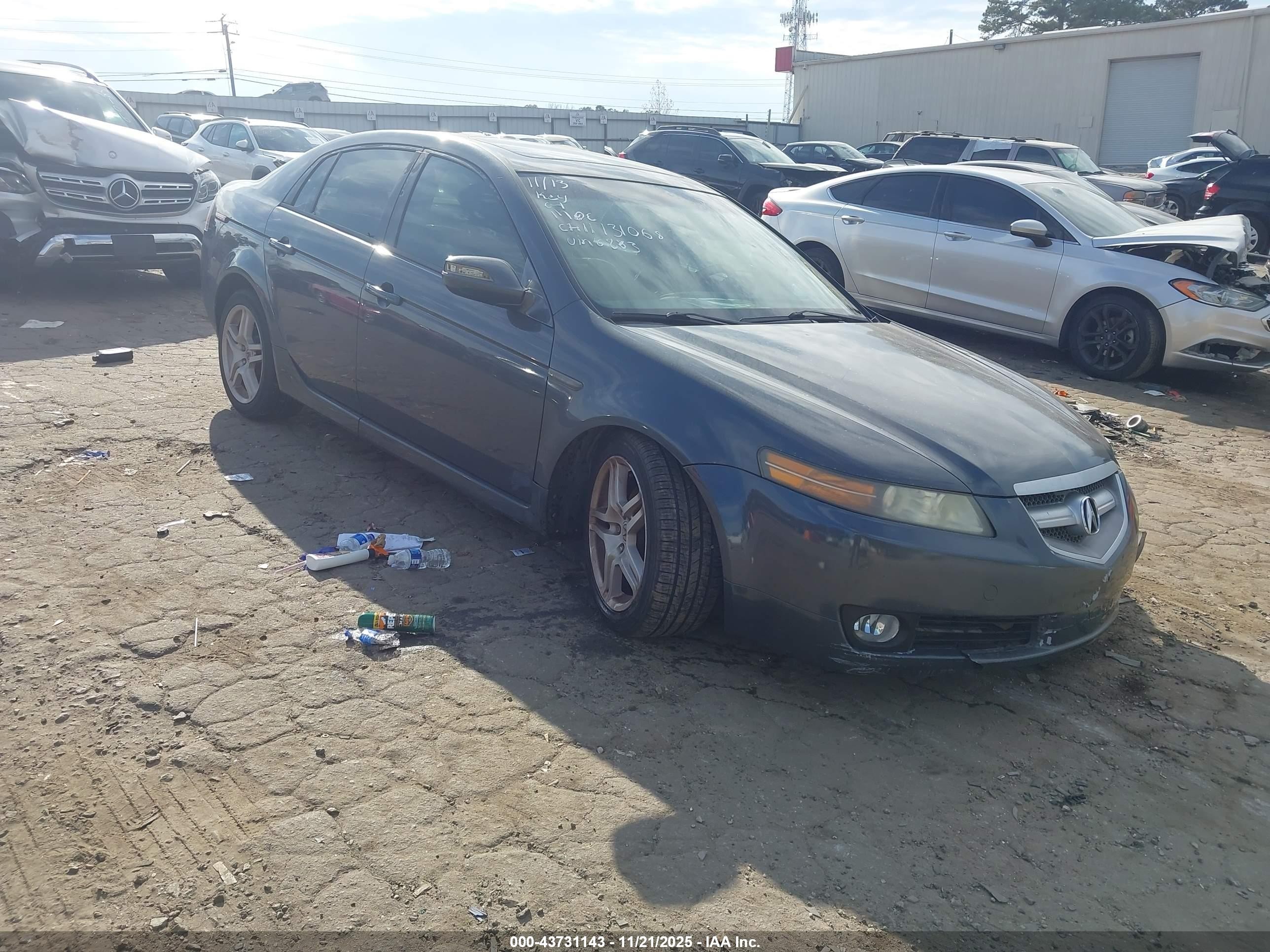 19UUA66217A030883