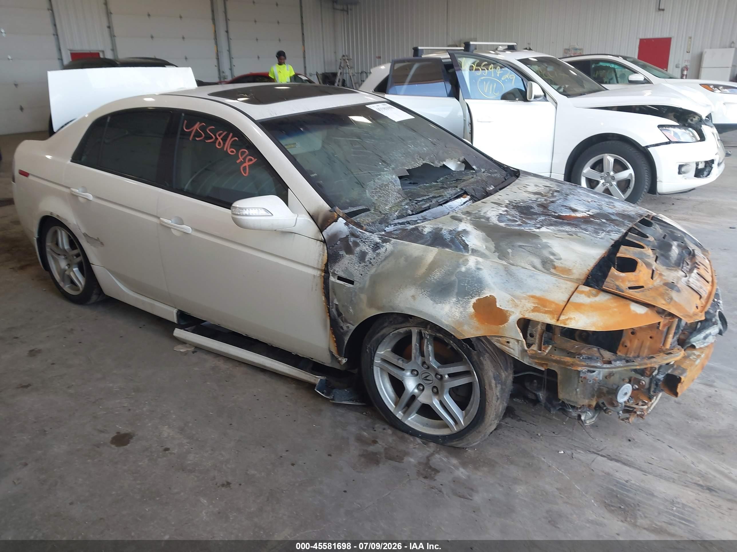 2007 Acura Tl 3.2 White vin: 19UUA66227A048017