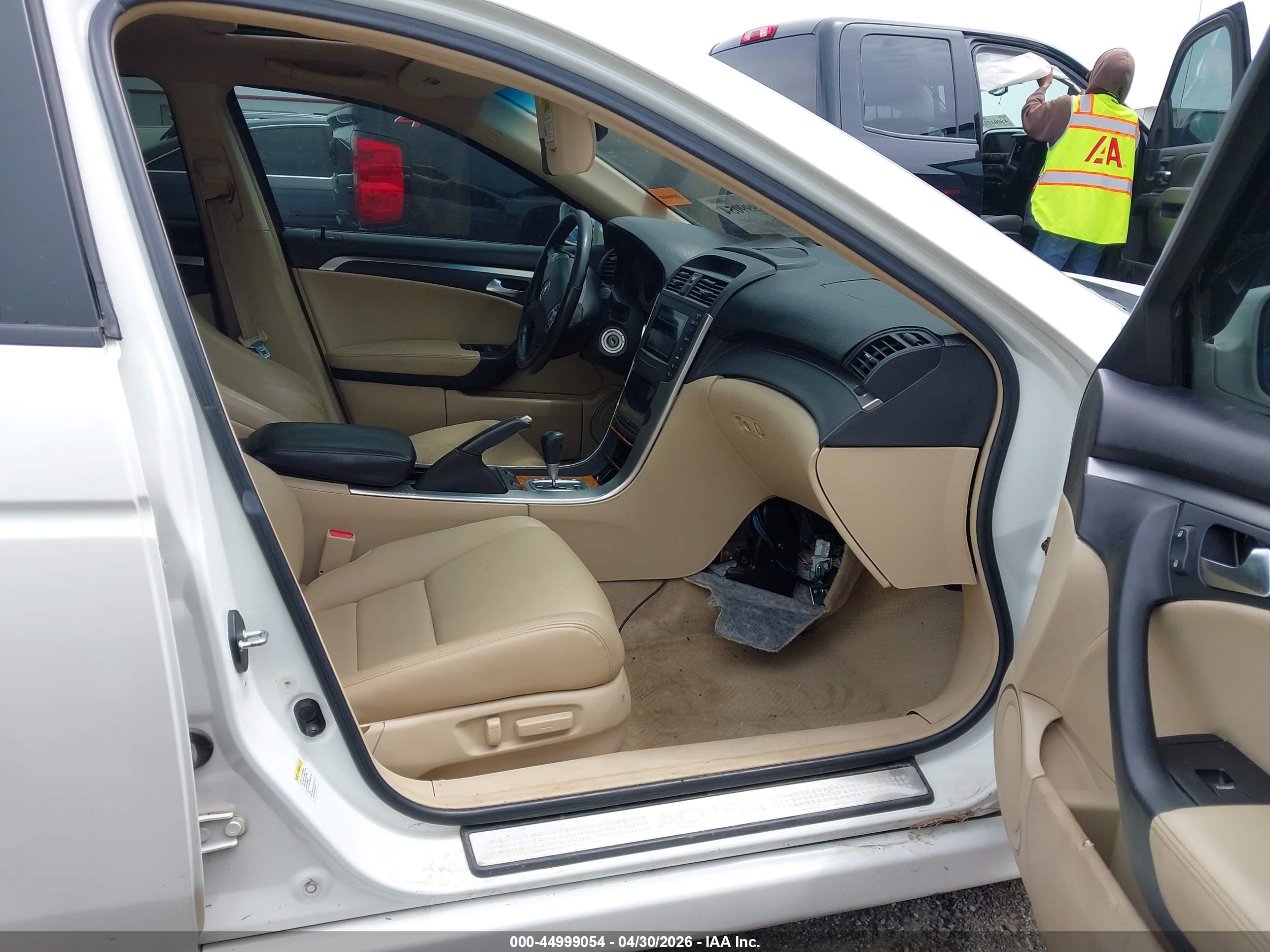 2005 Acura Tl Белый vin: 19UUA66235A019347