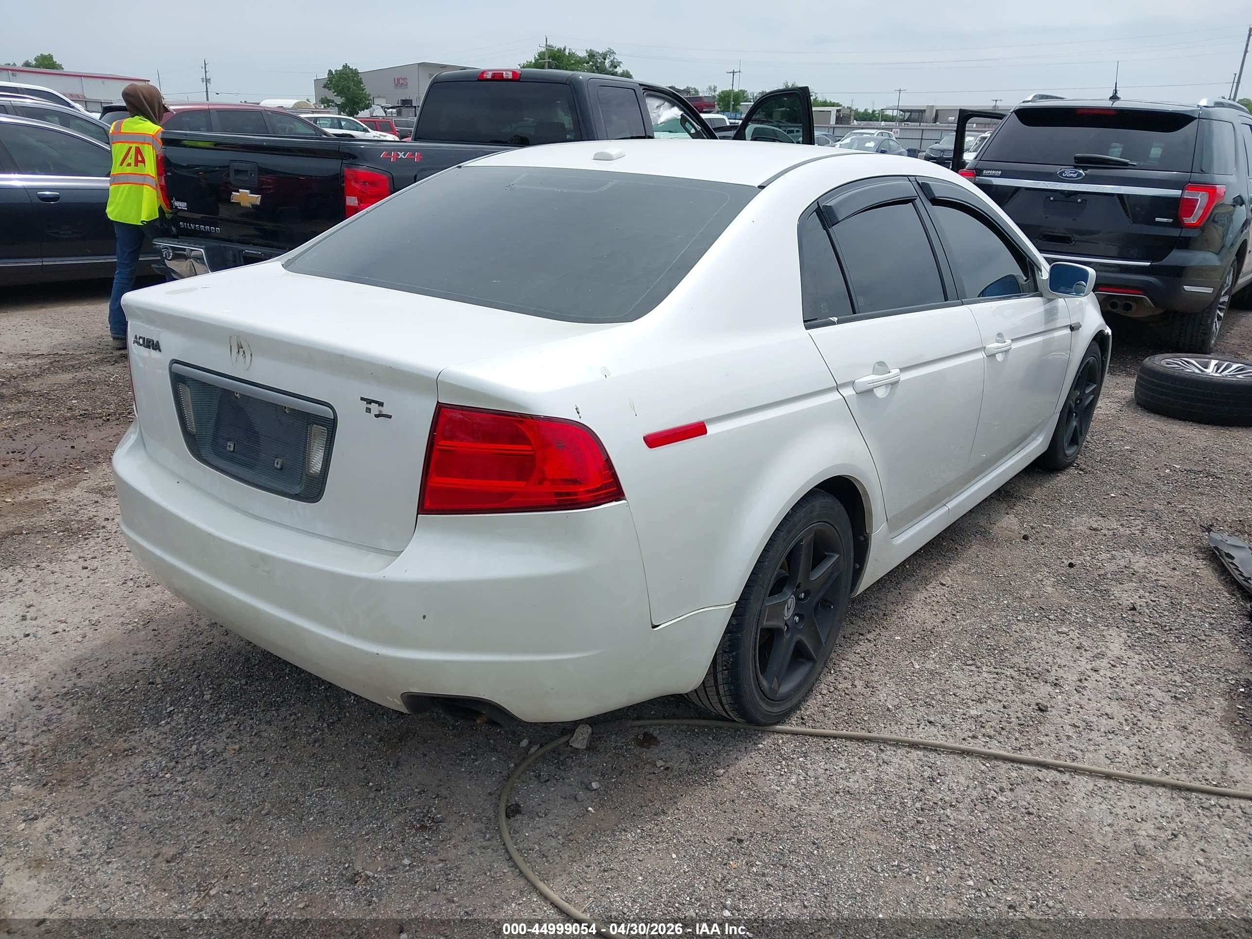 2005 Acura Tl Белый vin: 19UUA66235A019347